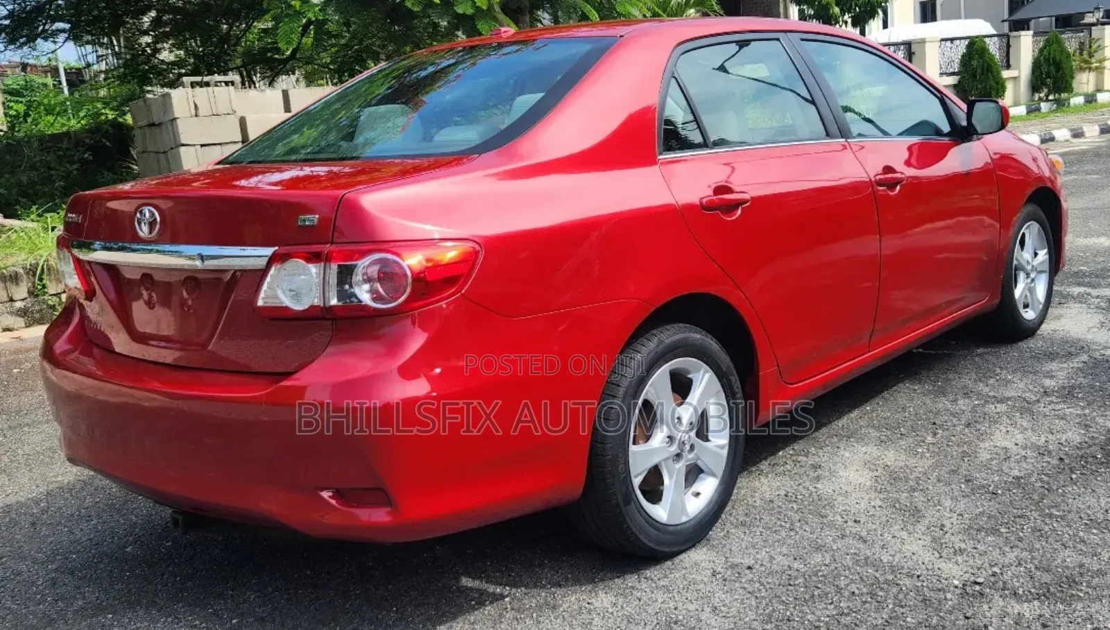 Toyota Corolla LE 4dr Sedan (1.8L 4cyl 4A) 2013 Red