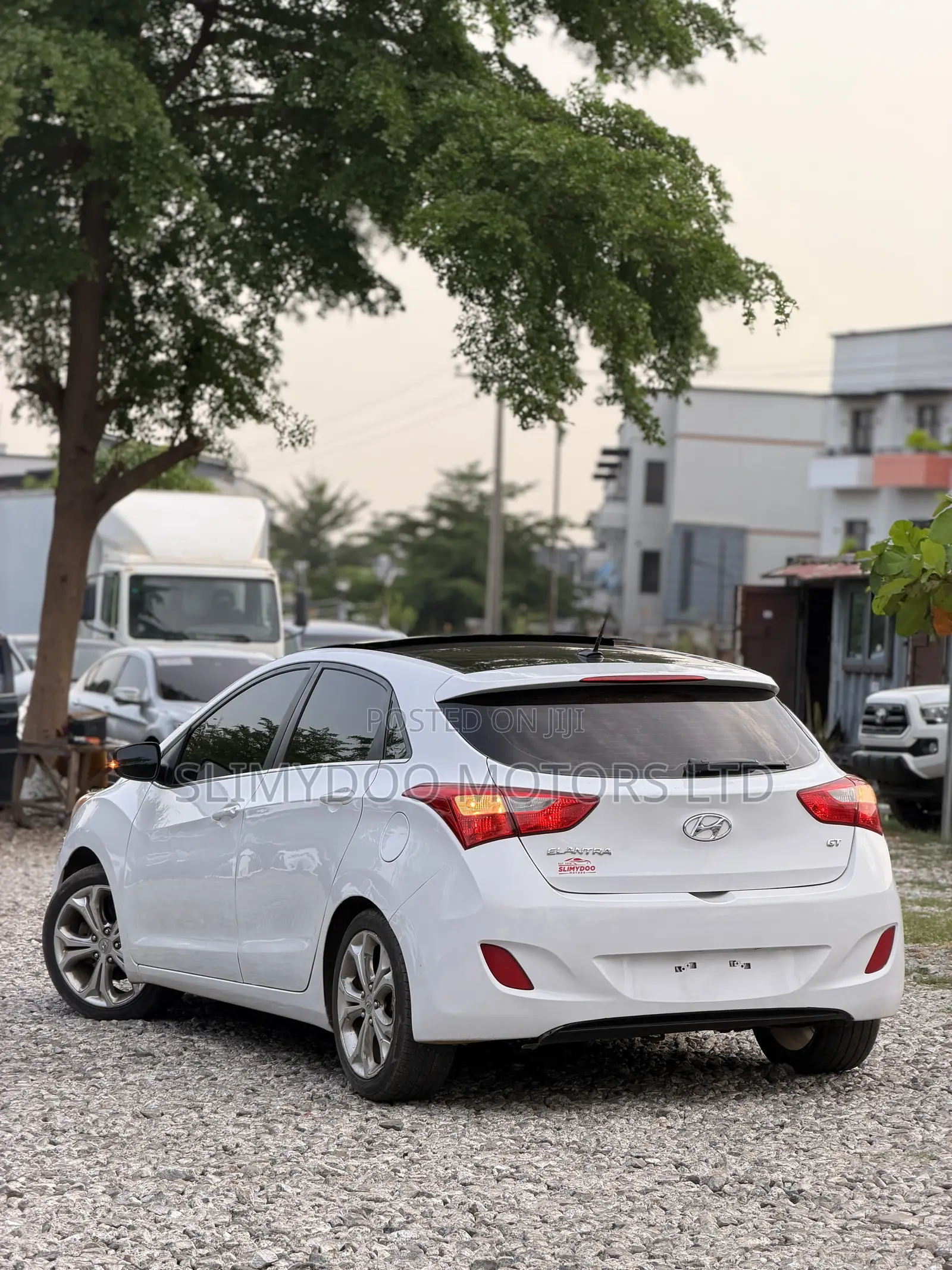 Hyundai Elantra GT 2013 White