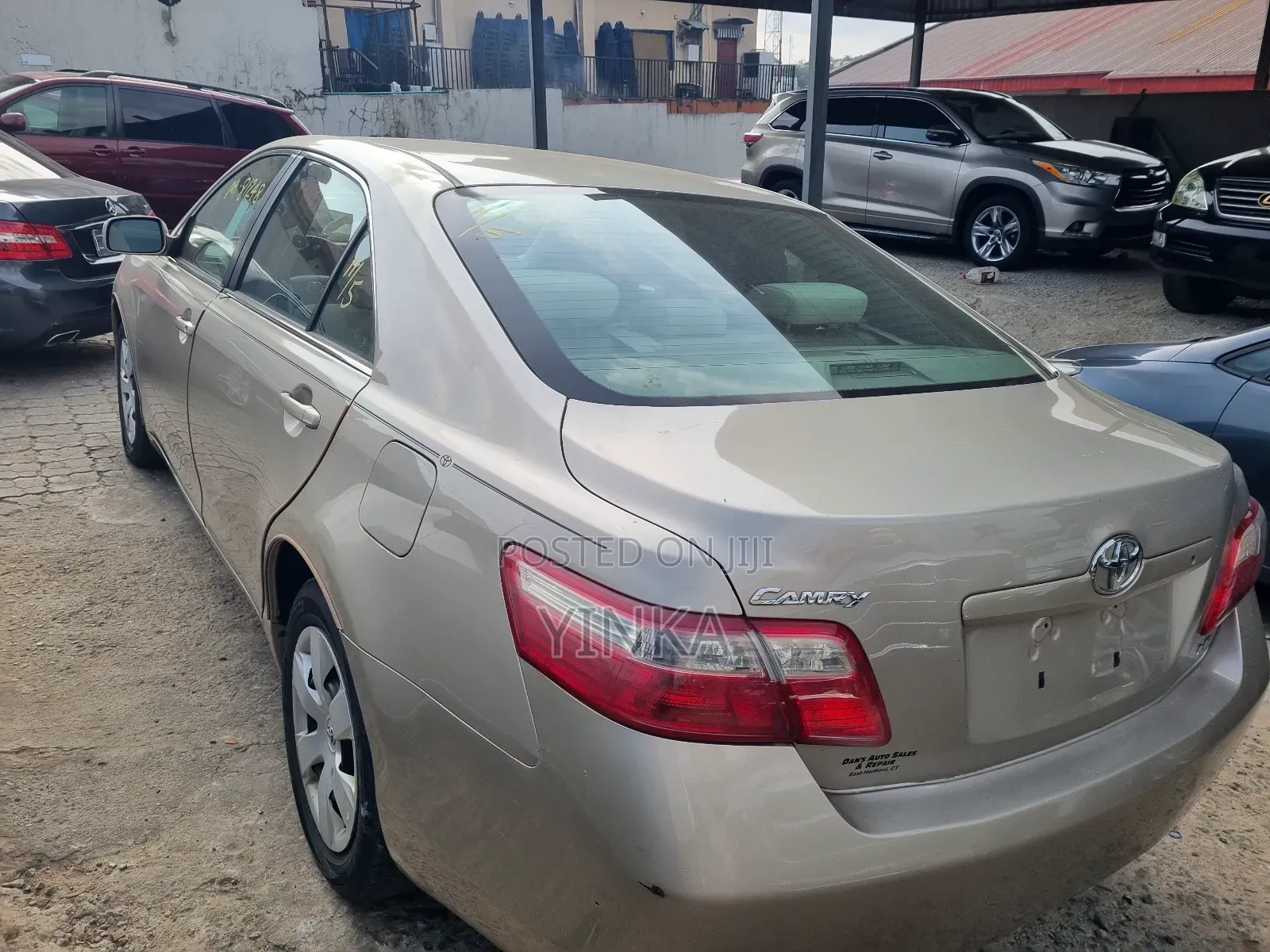 Toyota Camry LE 4dr Sedan (2.4L 4cyl 5A) 2007 Gold
