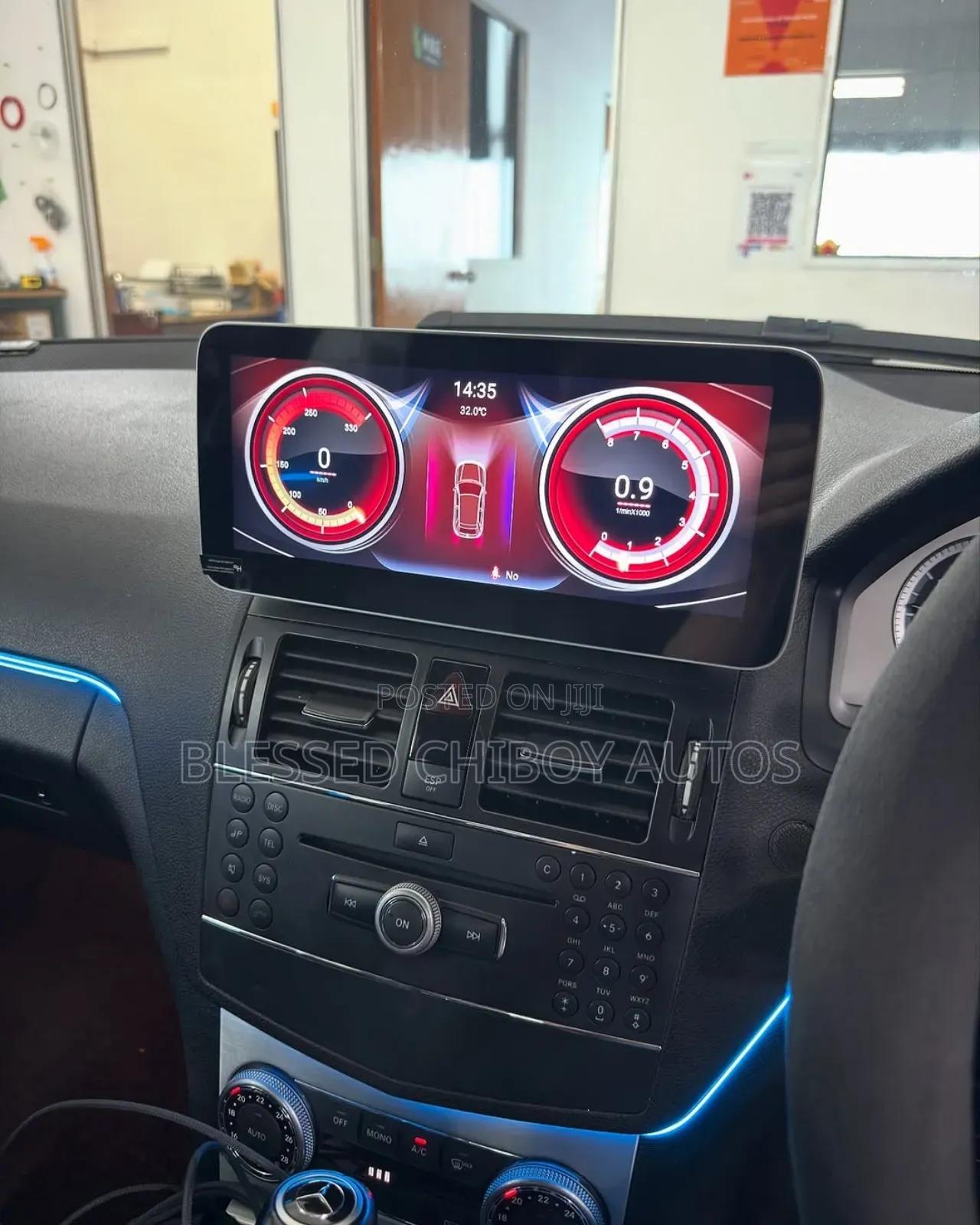 Mercedes C-Class W204/S204 (2007-2011) Android Unit Carplay - 12.3