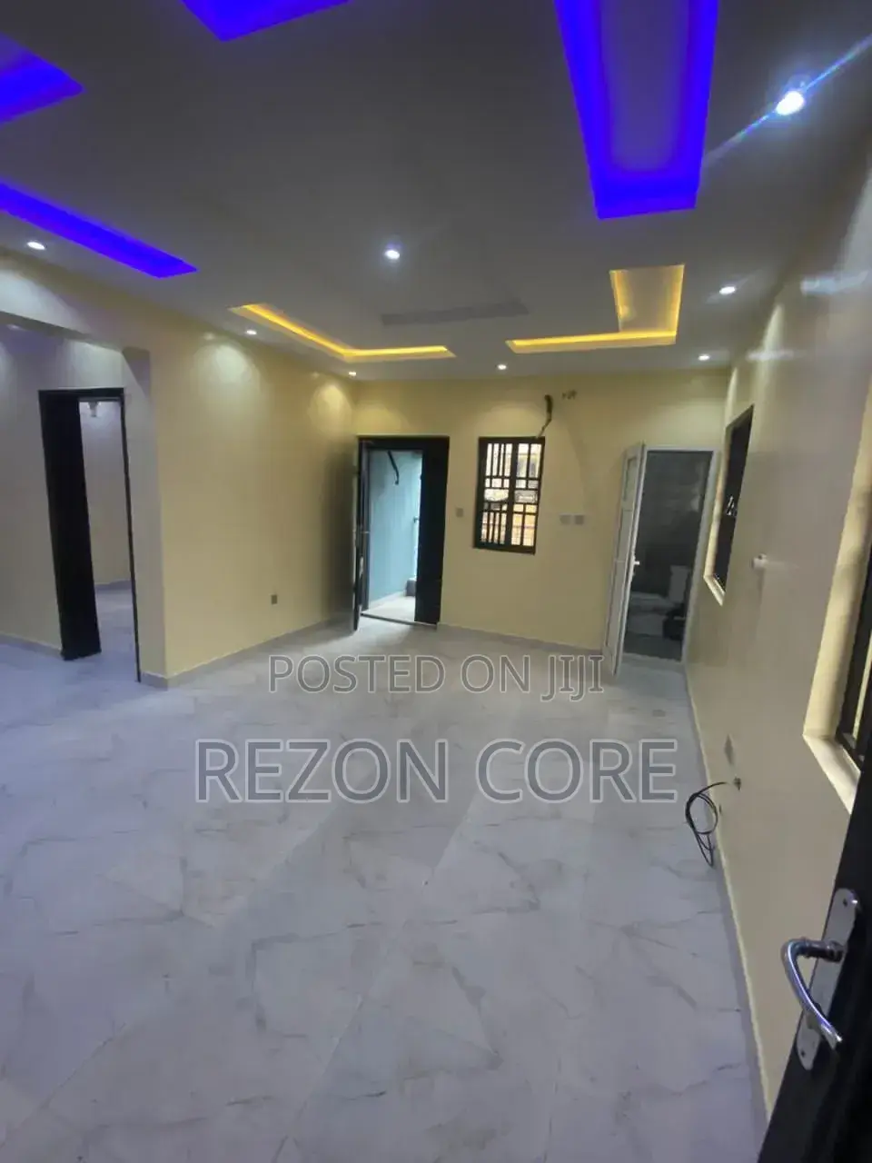 2bdrm Apartment in Aguda / Surulere for rent