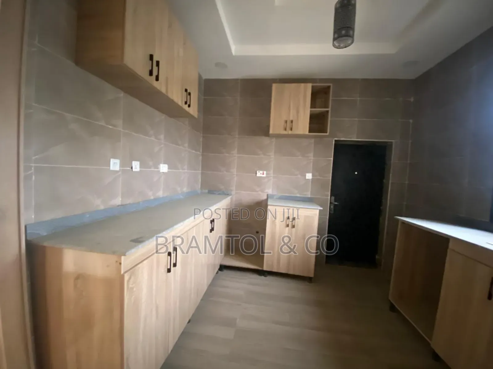2bdrm Block of Flats in Kaura for rent