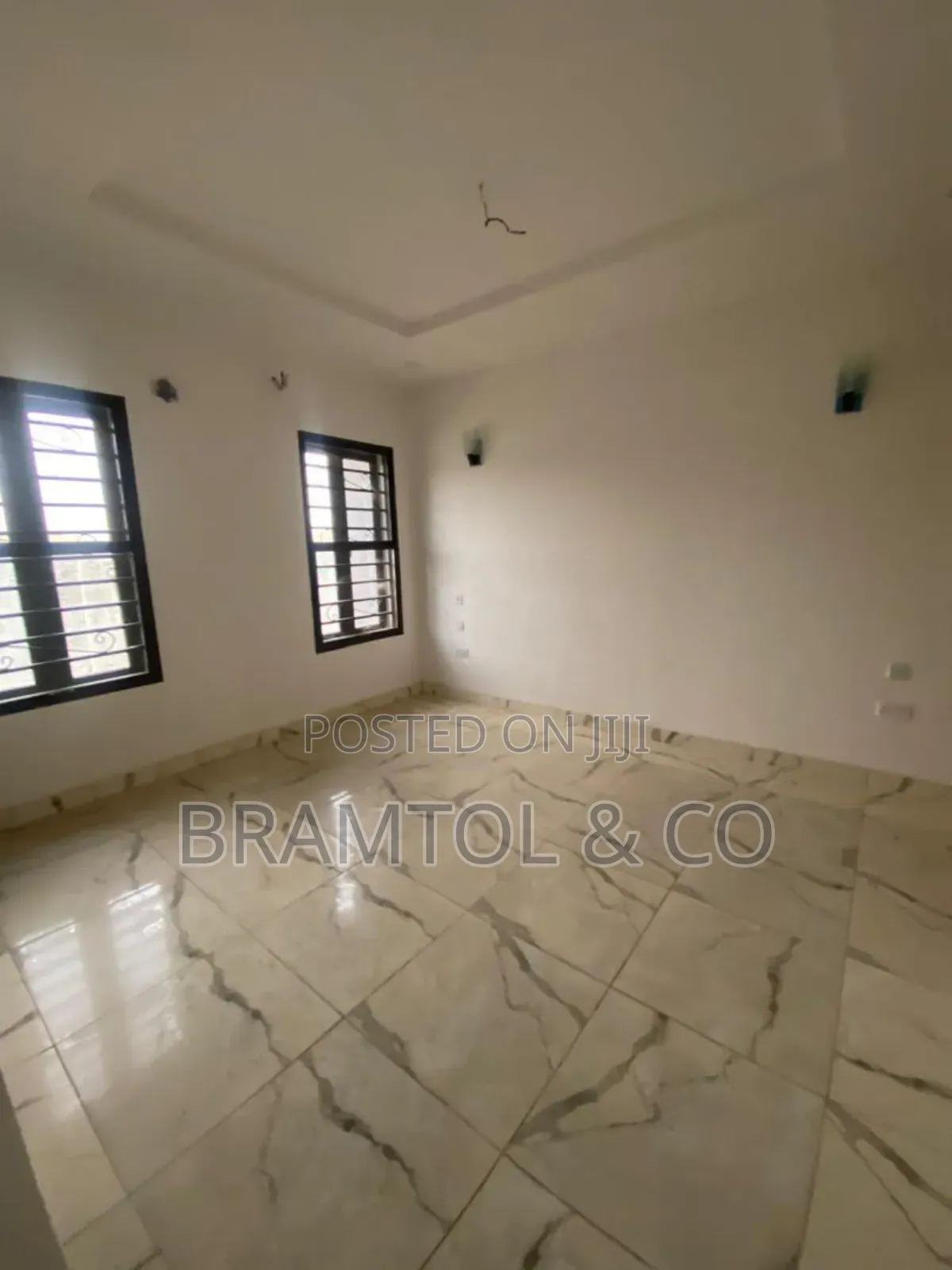 2bdrm Block of Flats in Kaura for rent