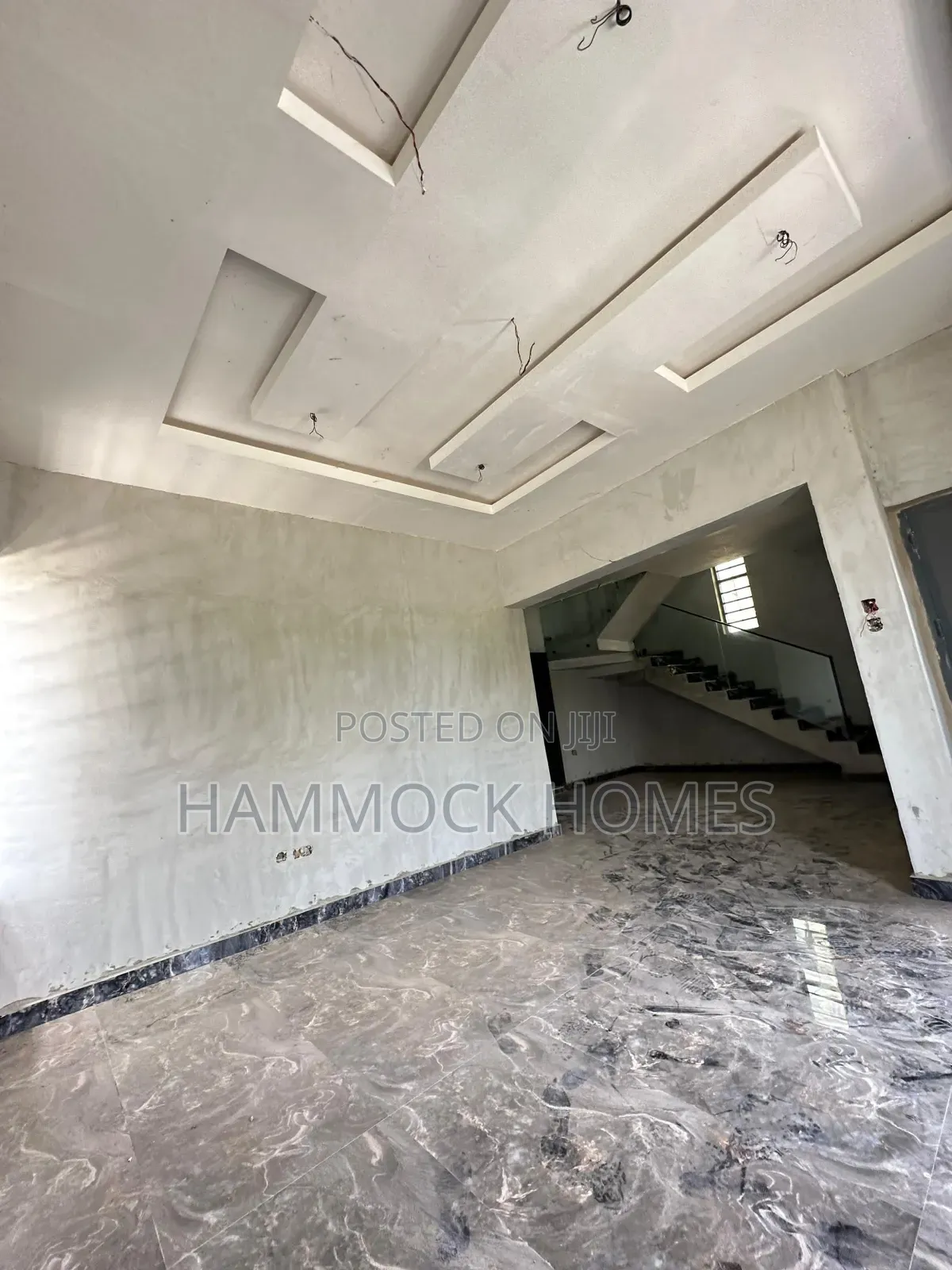 3bdrm Duplex in Chief Lateef Oyelade, Oluyole Estate for sale