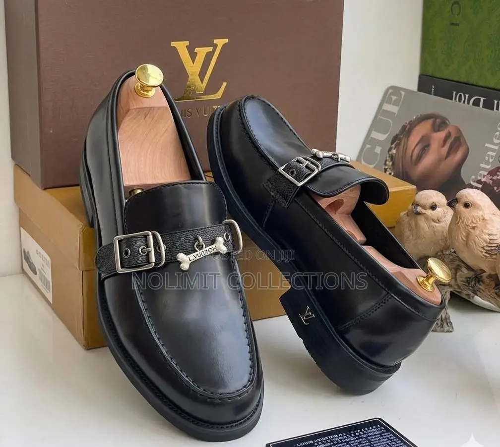 Men's Louis Vuitton Leather Loafers With Flat Sole