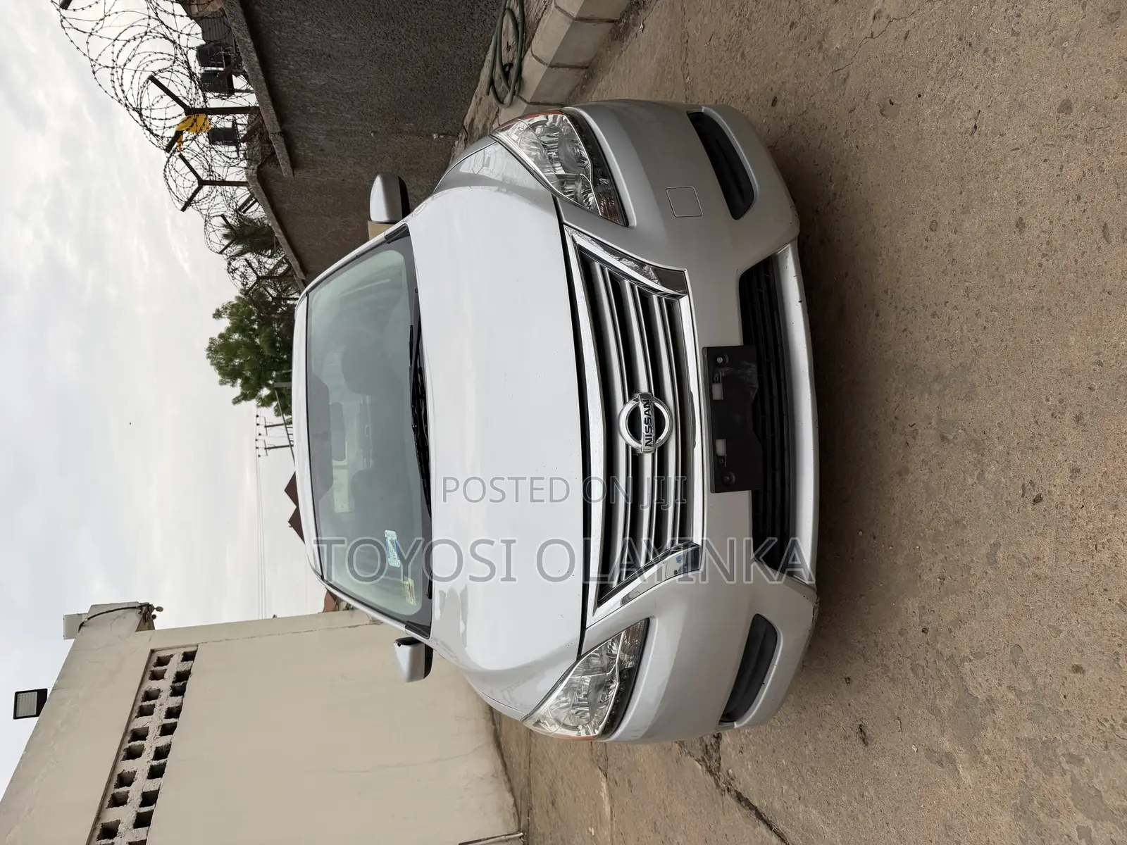 Nissan Sentra SV 4dr Sedan (1.8L 4cyl CVT) 2014 Silver