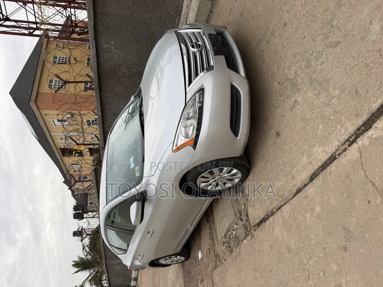 Nissan Sentra SV 4dr Sedan (1.8L 4cyl CVT) 2014 Silver