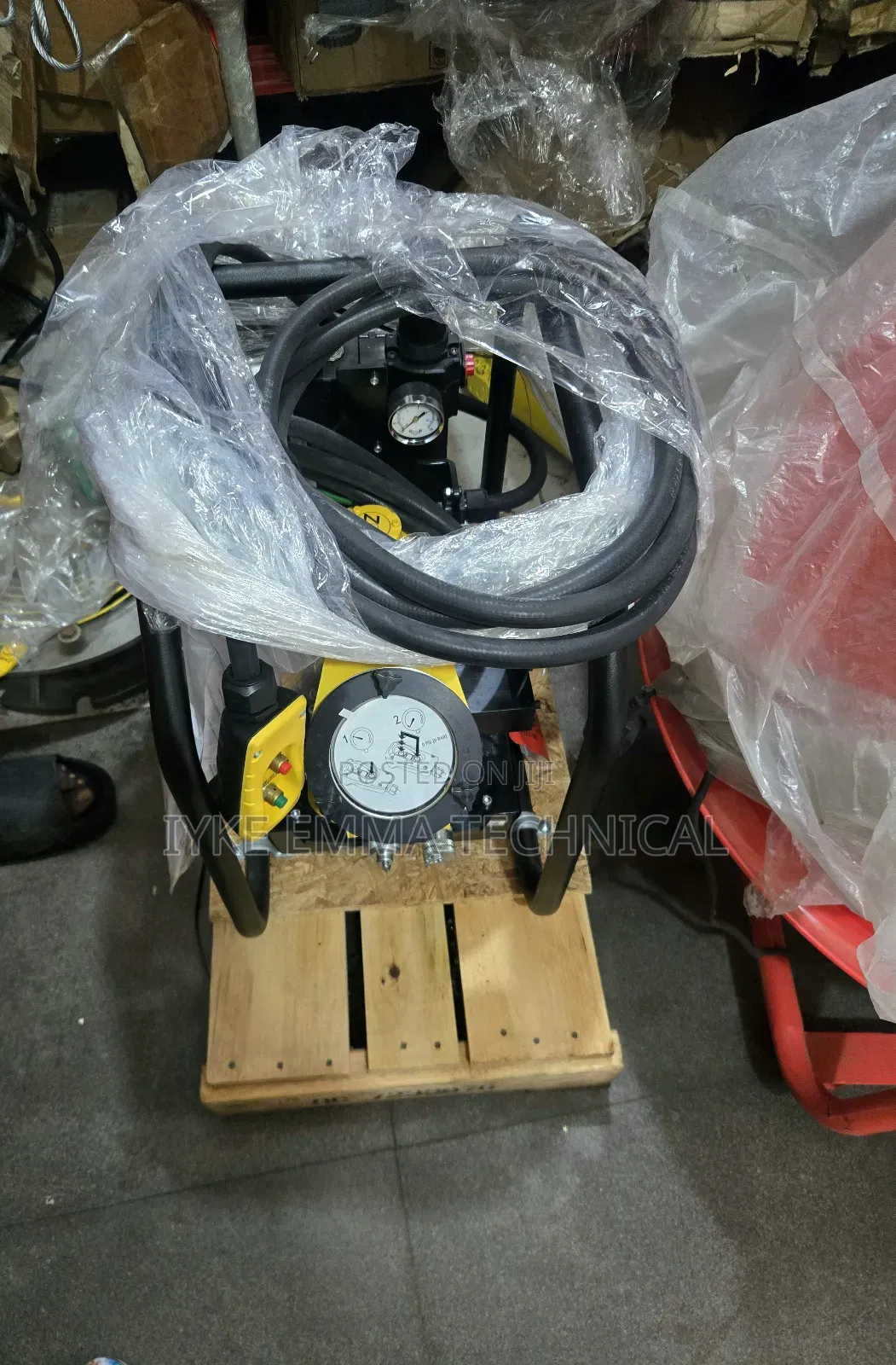 Enerpac Za4-Series Air-Driven Hydraulic Torque Wrench Pump