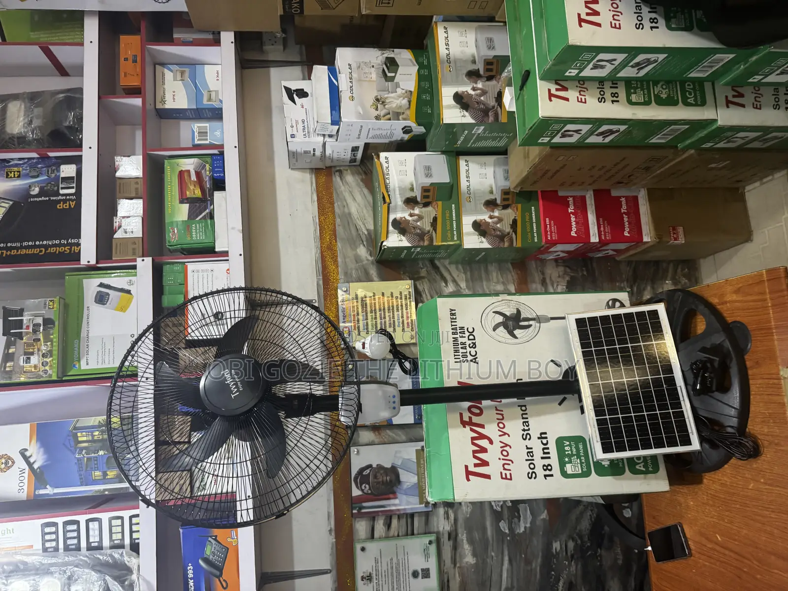 Best Solar Fan and Rechargeable Lithium Battery With Light Bulb