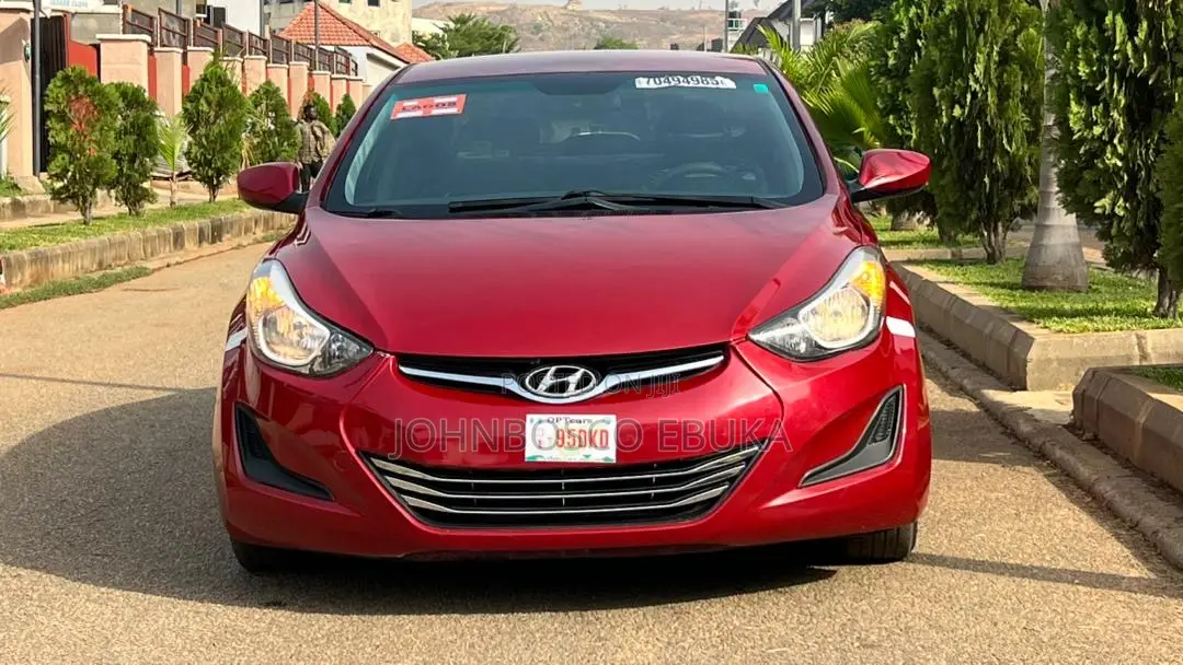 Hyundai Elantra 2015 Red