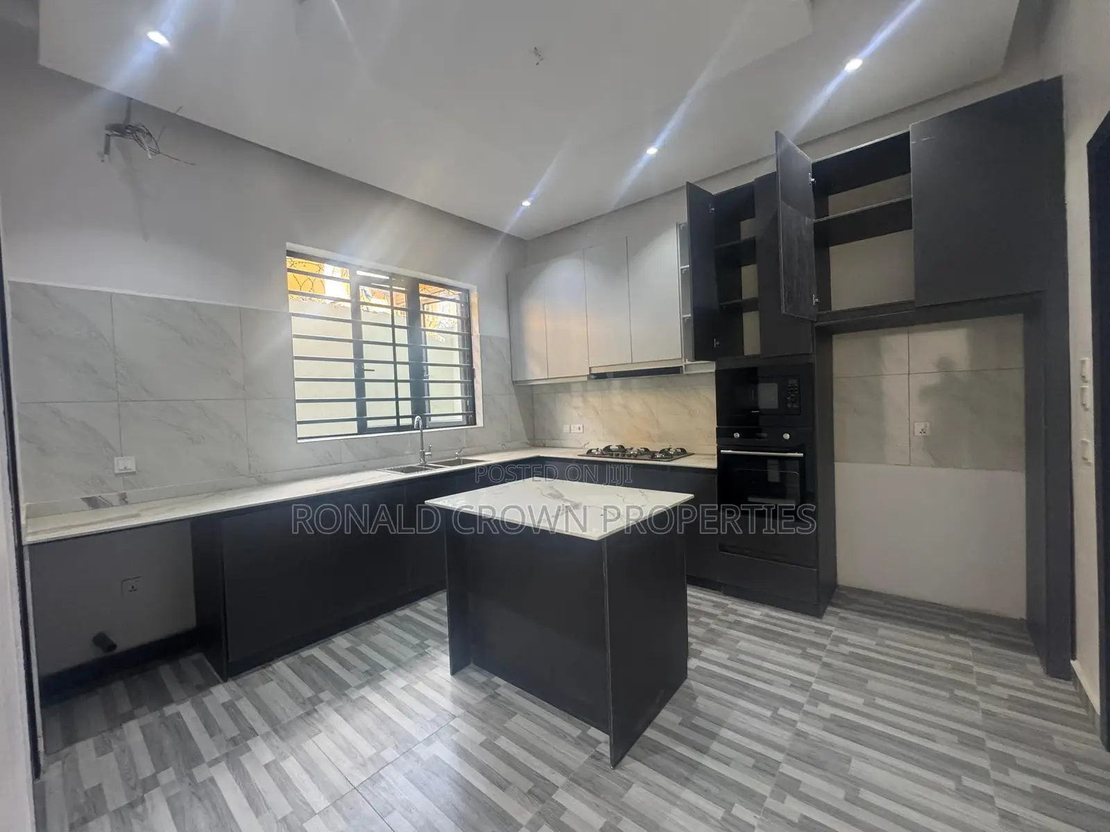 4bdrm Duplex in Adeniyi Jones for sale
