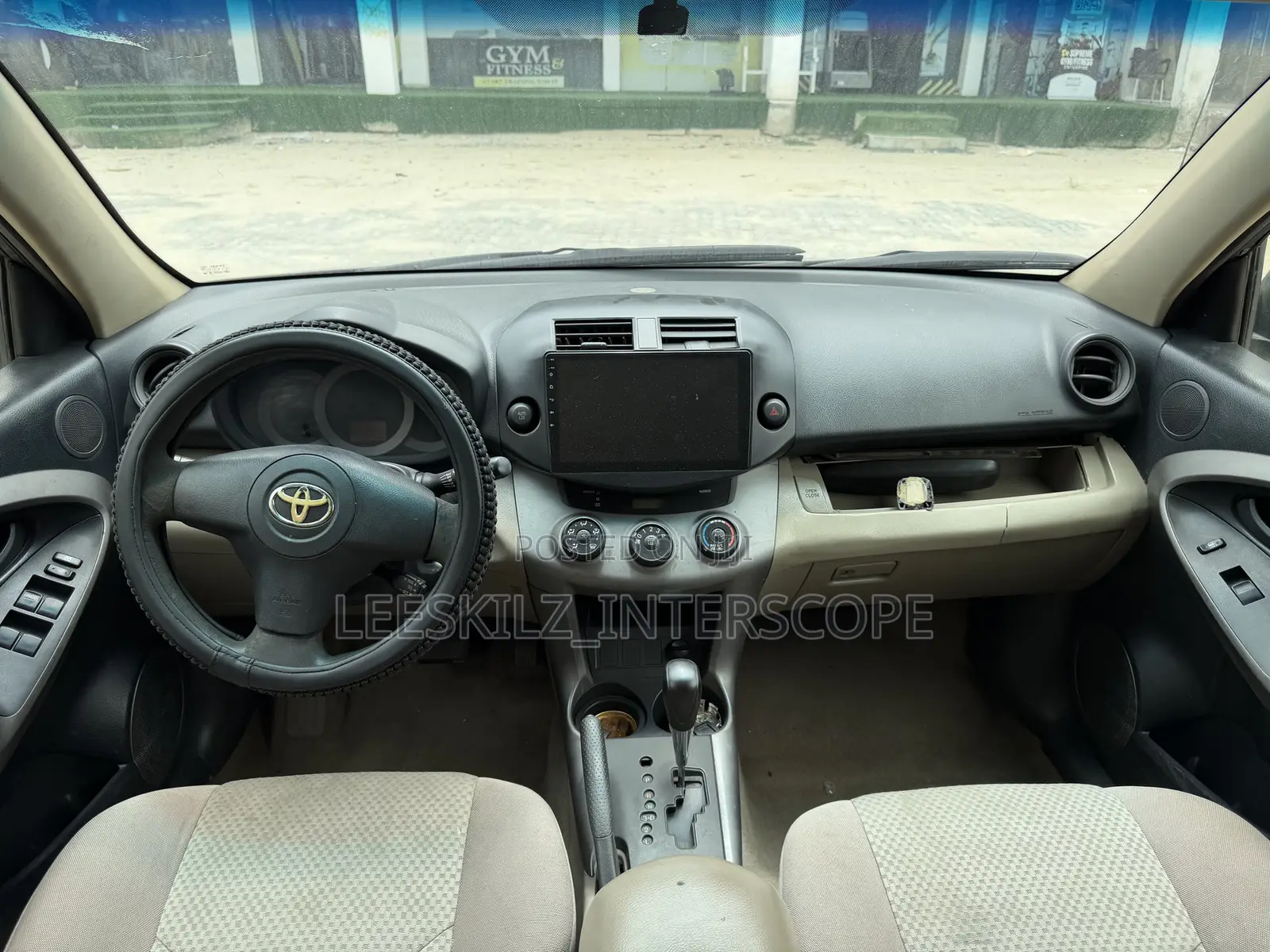 Toyota RAV4 2010 Black