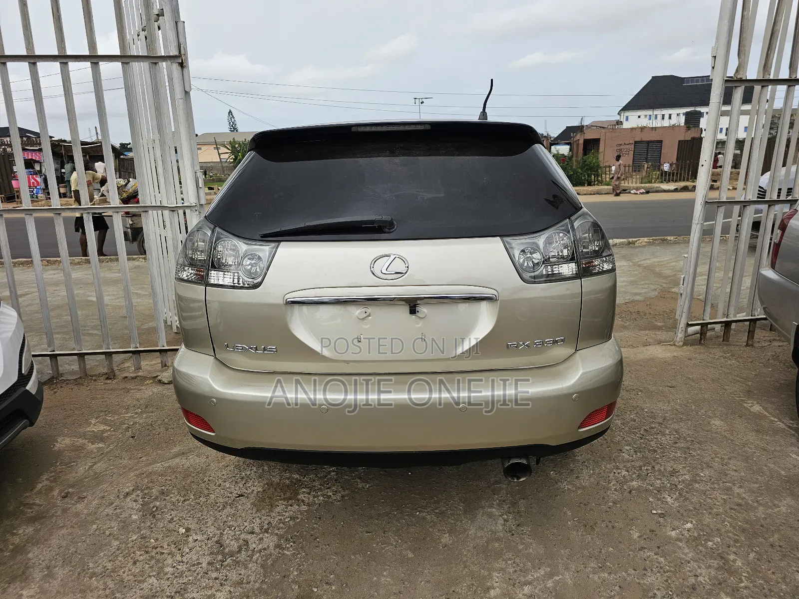 Lexus RX 330 2004 Gold