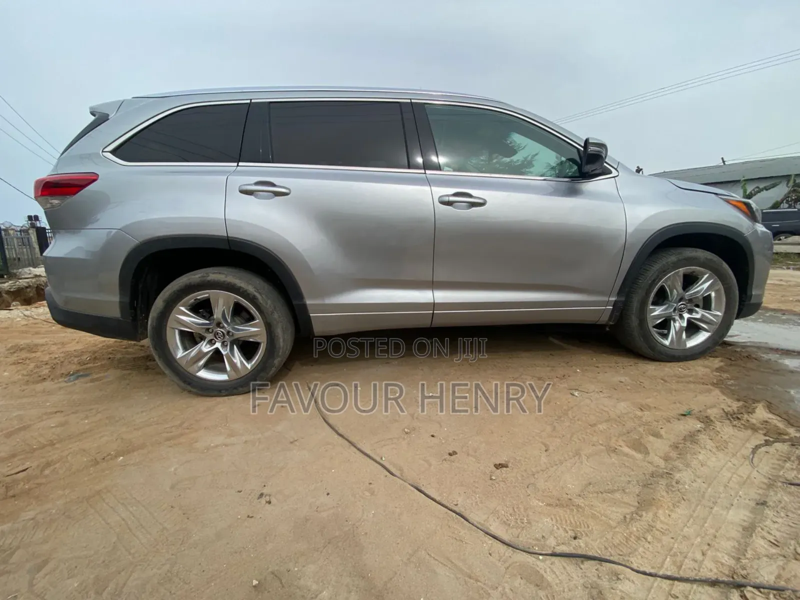 Toyota Highlander Limited 4x2 V6 (3.5L 6cyl 8A) 2018 Silver
