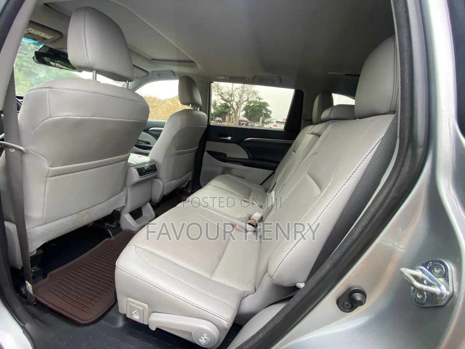 Toyota Highlander Limited 4x2 V6 (3.5L 6cyl 8A) 2018 Silver