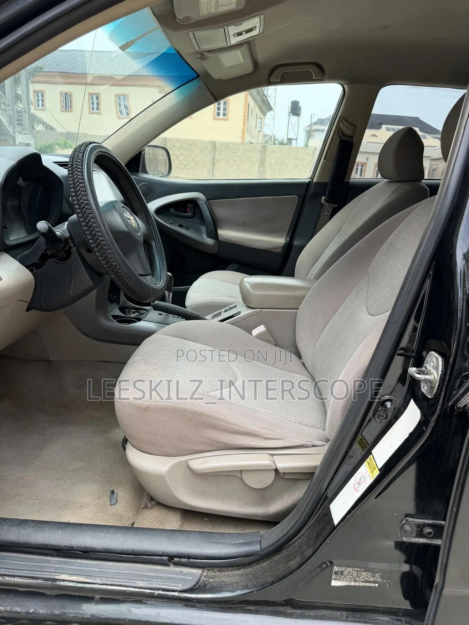 Toyota RAV4 2010 Black
