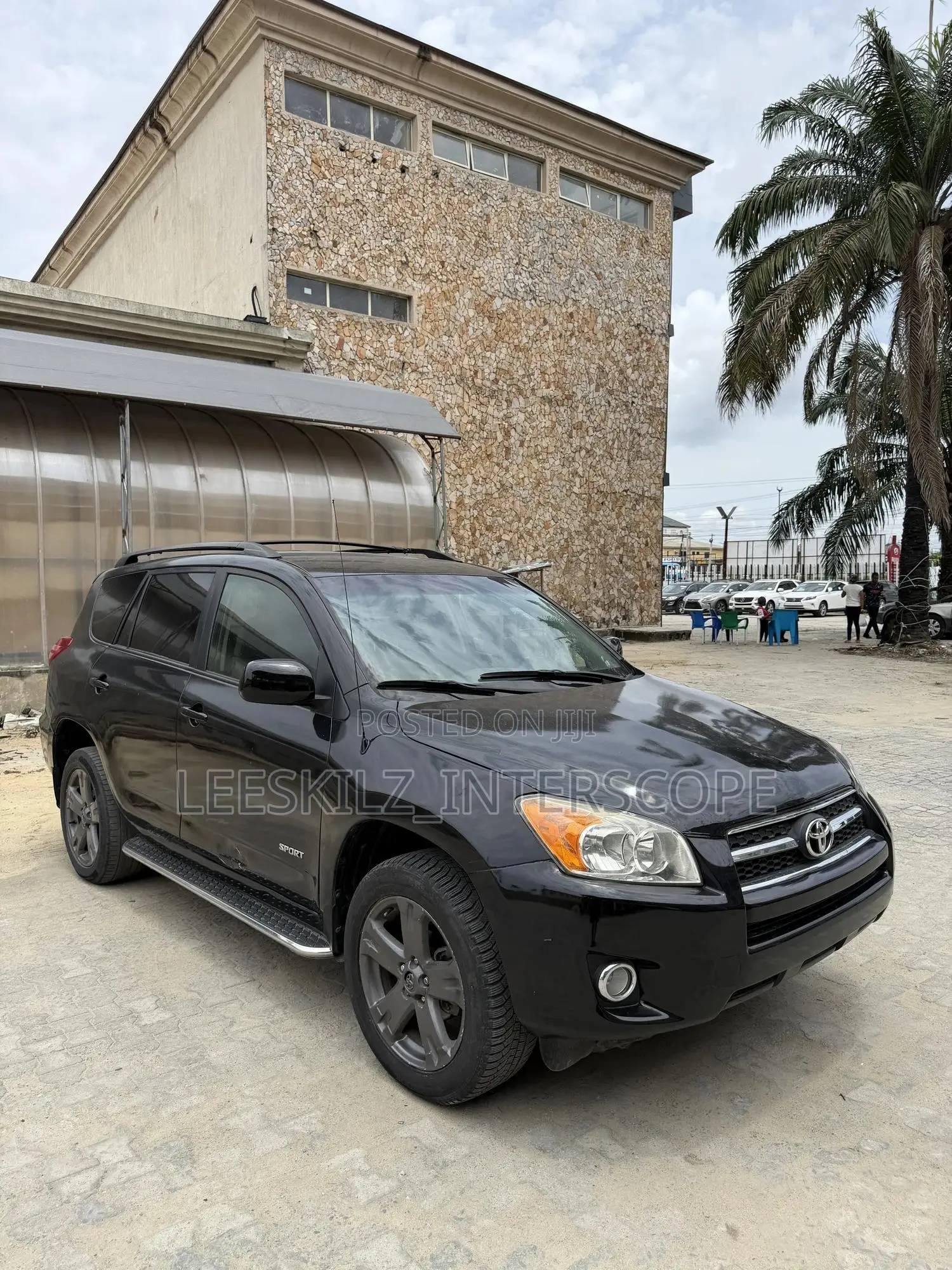 Toyota RAV4 2010 Black