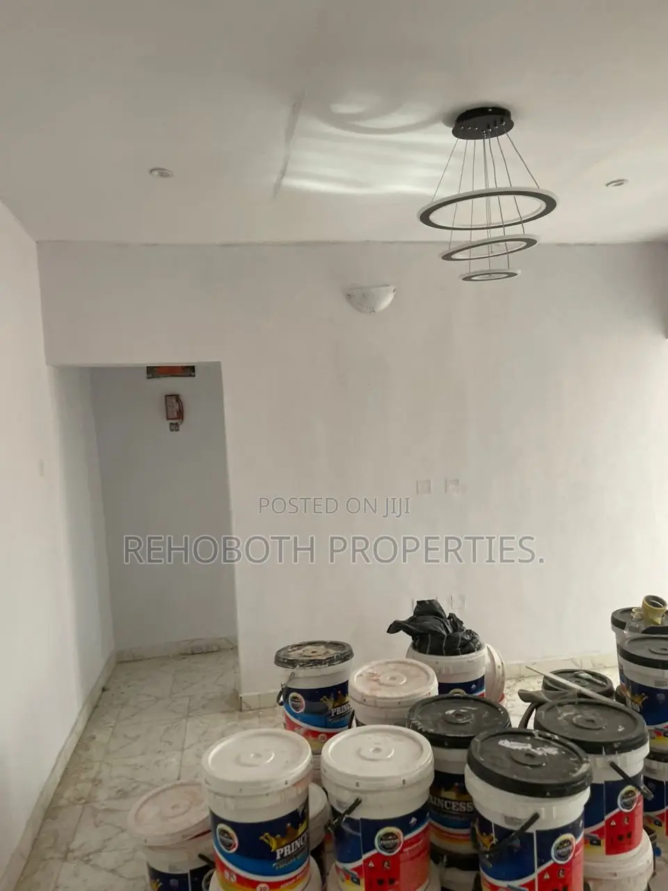 2bdrm Bungalow in Ifelodun Aba Panu, Akala Express for rent