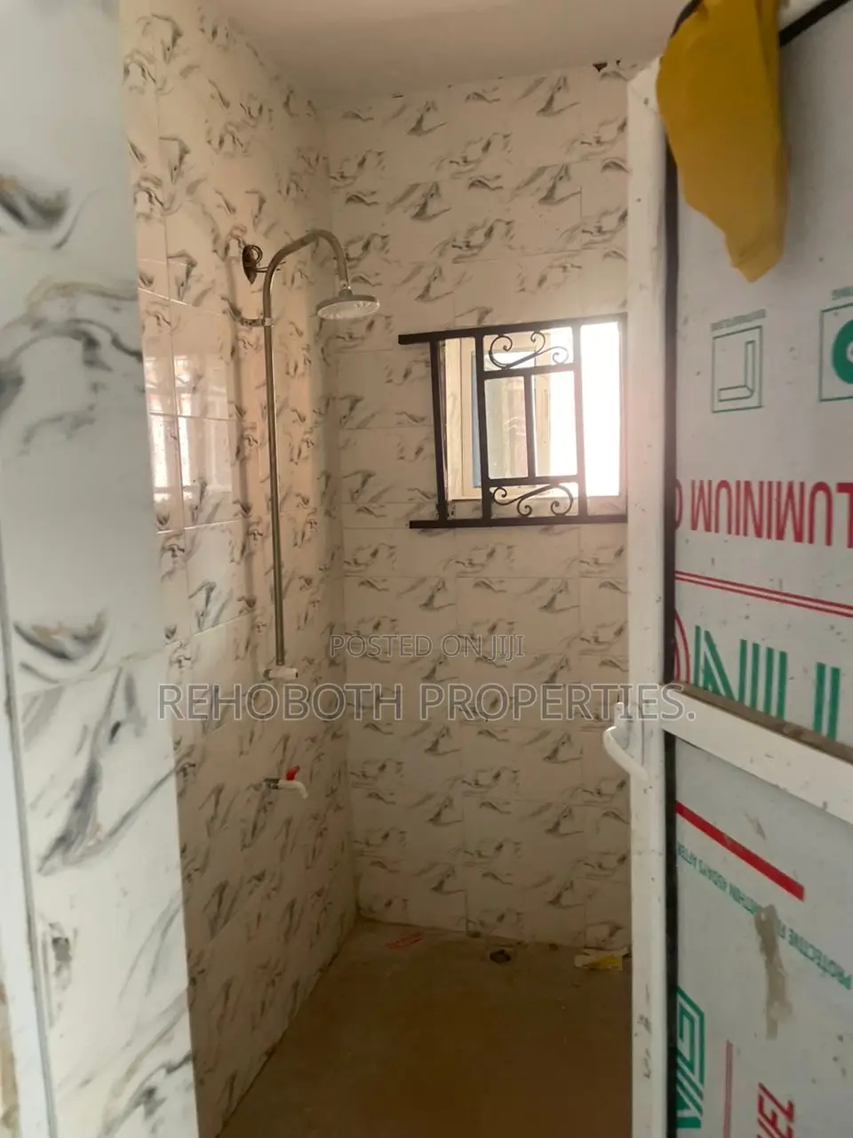2bdrm Bungalow in Ifelodun Aba Panu, Akala Express for rent