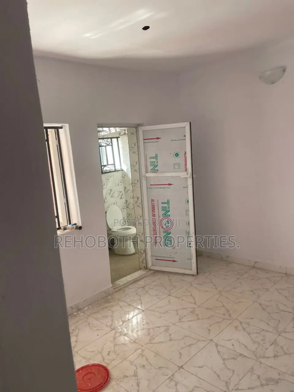 2bdrm Bungalow in Ifelodun Aba Panu, Akala Express for rent