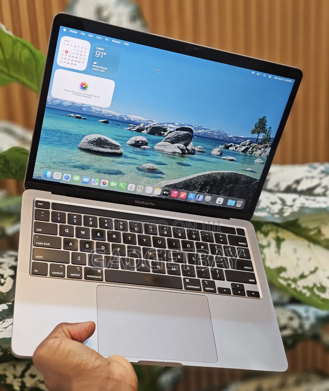 Laptop Apple MacBook Pro 2020 16GB Intel Core i5 SSD 512GB
