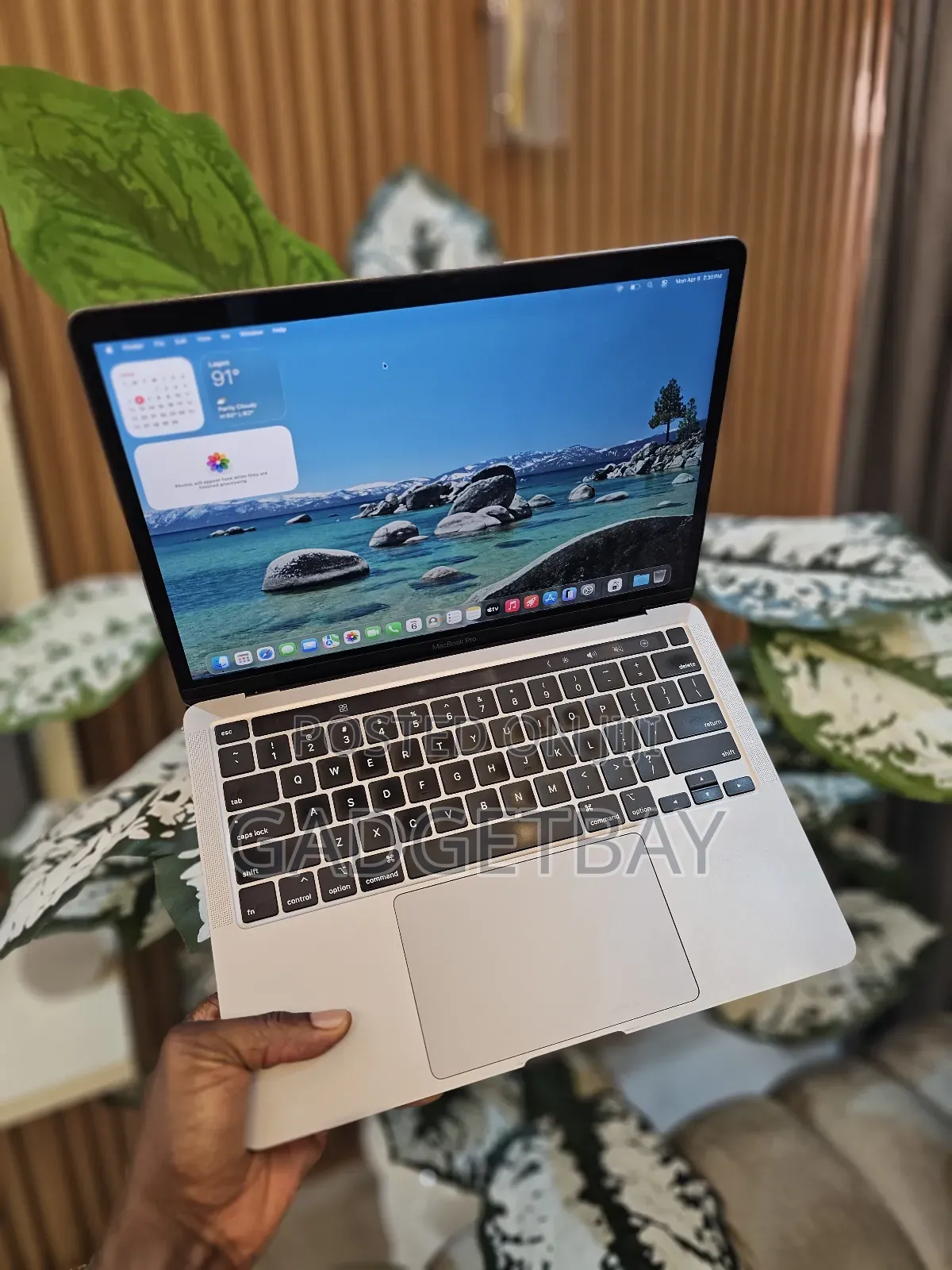 Laptop Apple MacBook Pro 2020 16GB Intel Core i5 SSD 512GB