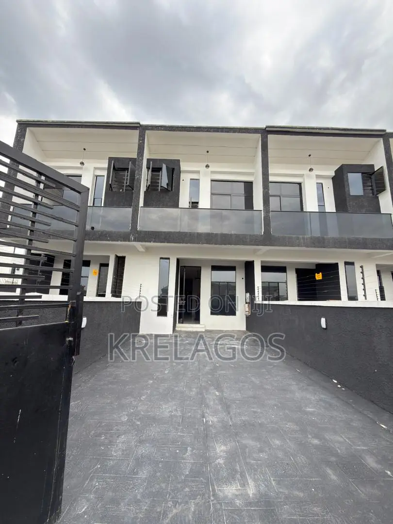 4bdrm Duplex in Ikota for rent
