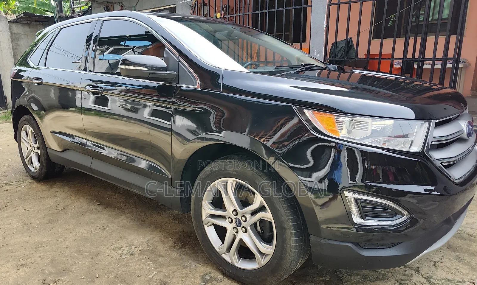 Ford Edge Titanium 4dr SUV (2.0L 4cyl Turbo 6A) 2015 Black