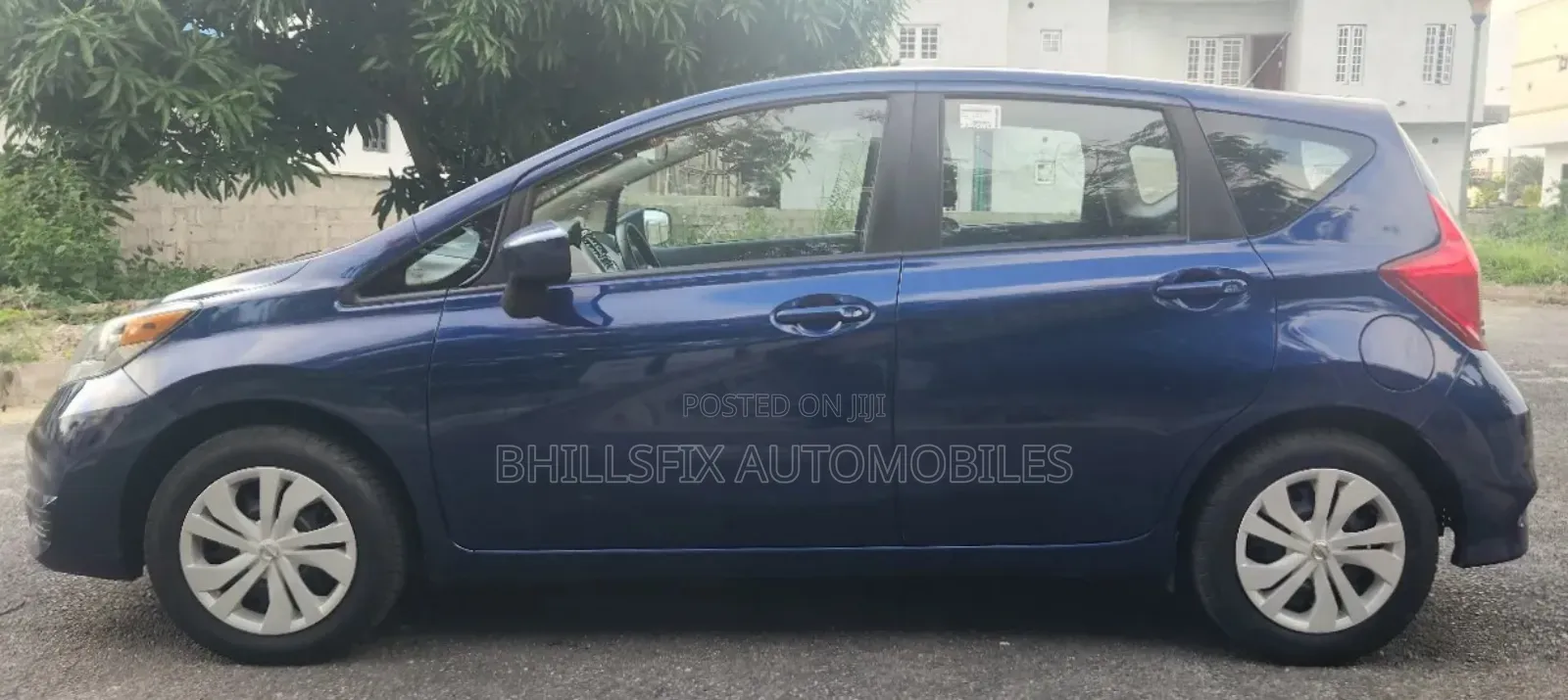 Nissan Versa 1.6 SV 2018.5 2018 Blue
