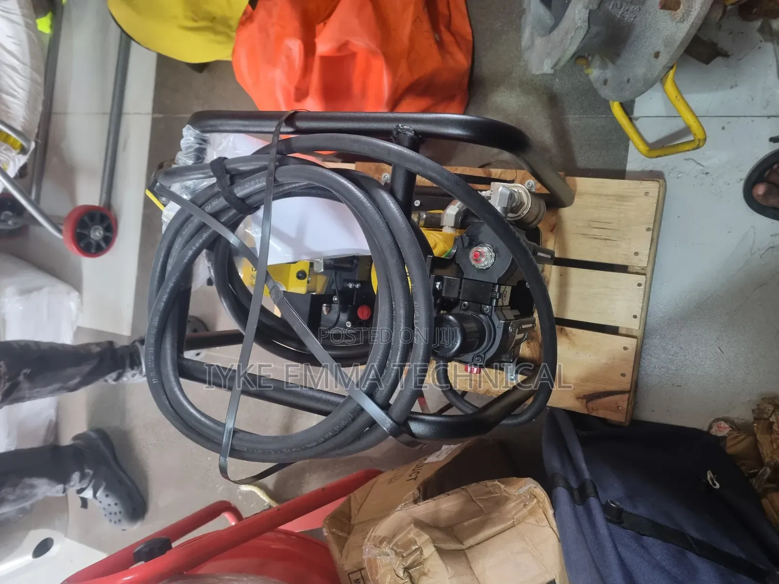 Enerpac Hydraulic Air/Pneumatic Torque Wrench Pump 10,000 Psi