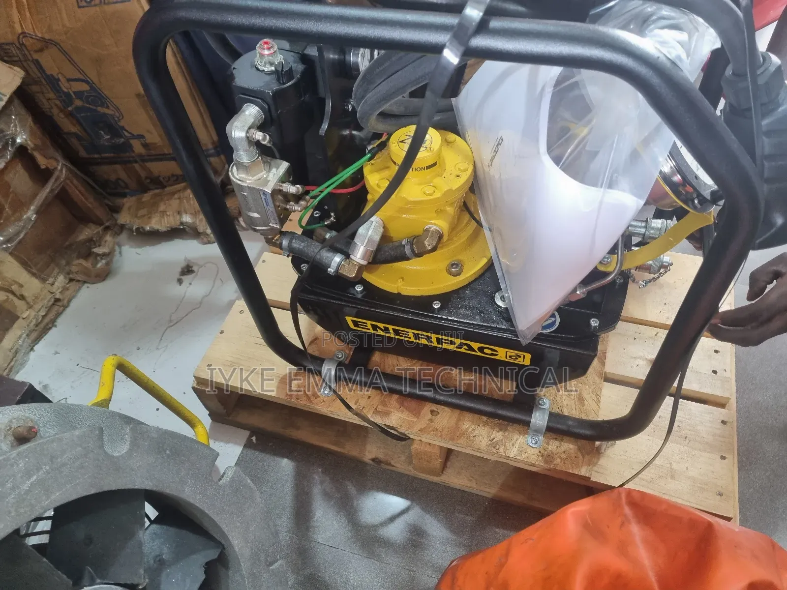 Enerpac Hydraulic Air/Pneumatic Torque Wrench Pump 10,000 Psi