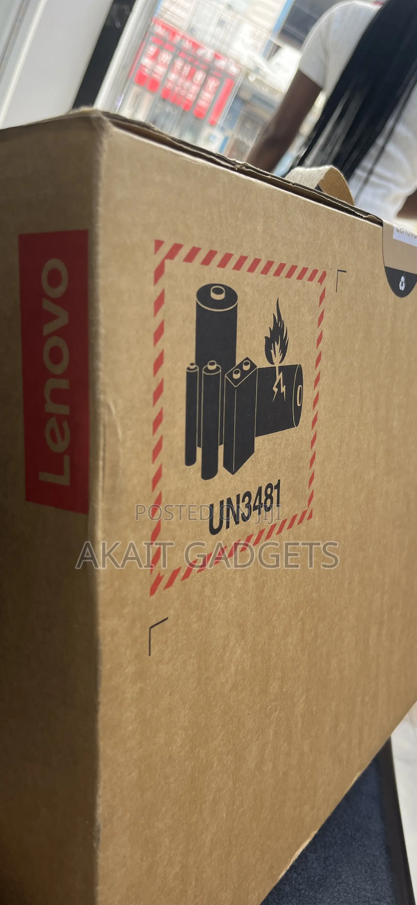 New Laptop Lenovo ThinkPad Yoga 32GB Intel Core Ultra 7 SSD 1T