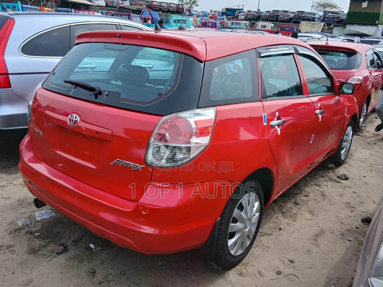 Toyota Matrix Hatchback FWD (1.8L 4cyl 5M) 2010 Red