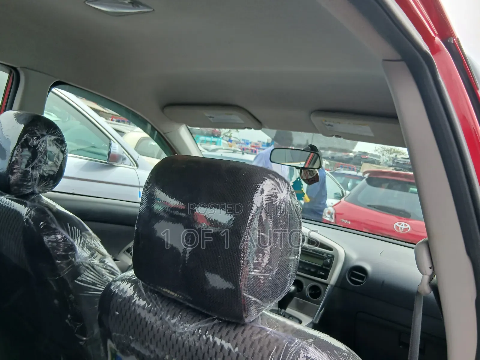 Toyota Matrix Hatchback FWD (1.8L 4cyl 5M) 2010 Red