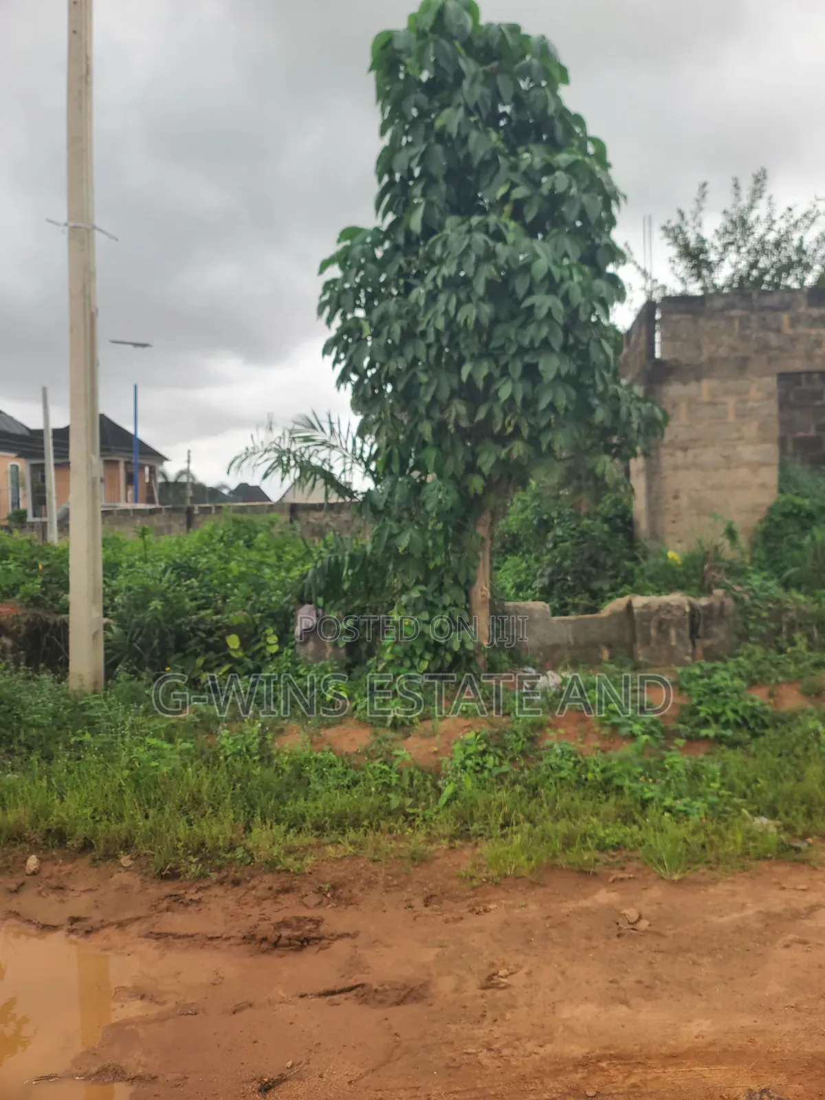 4bdrm Bungalow in Okhuoromi Off, Benin City for sale