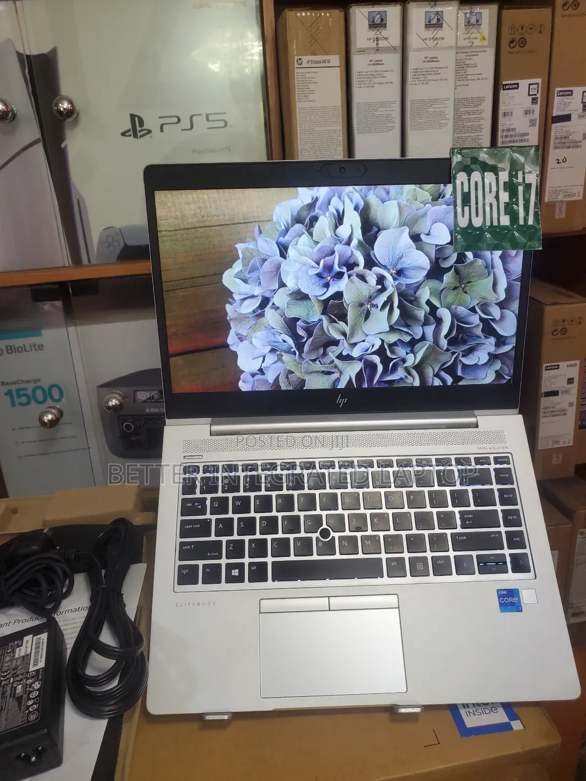 New Laptop HP EliteBook 830 16GB Intel Core 7 SSD 256GB