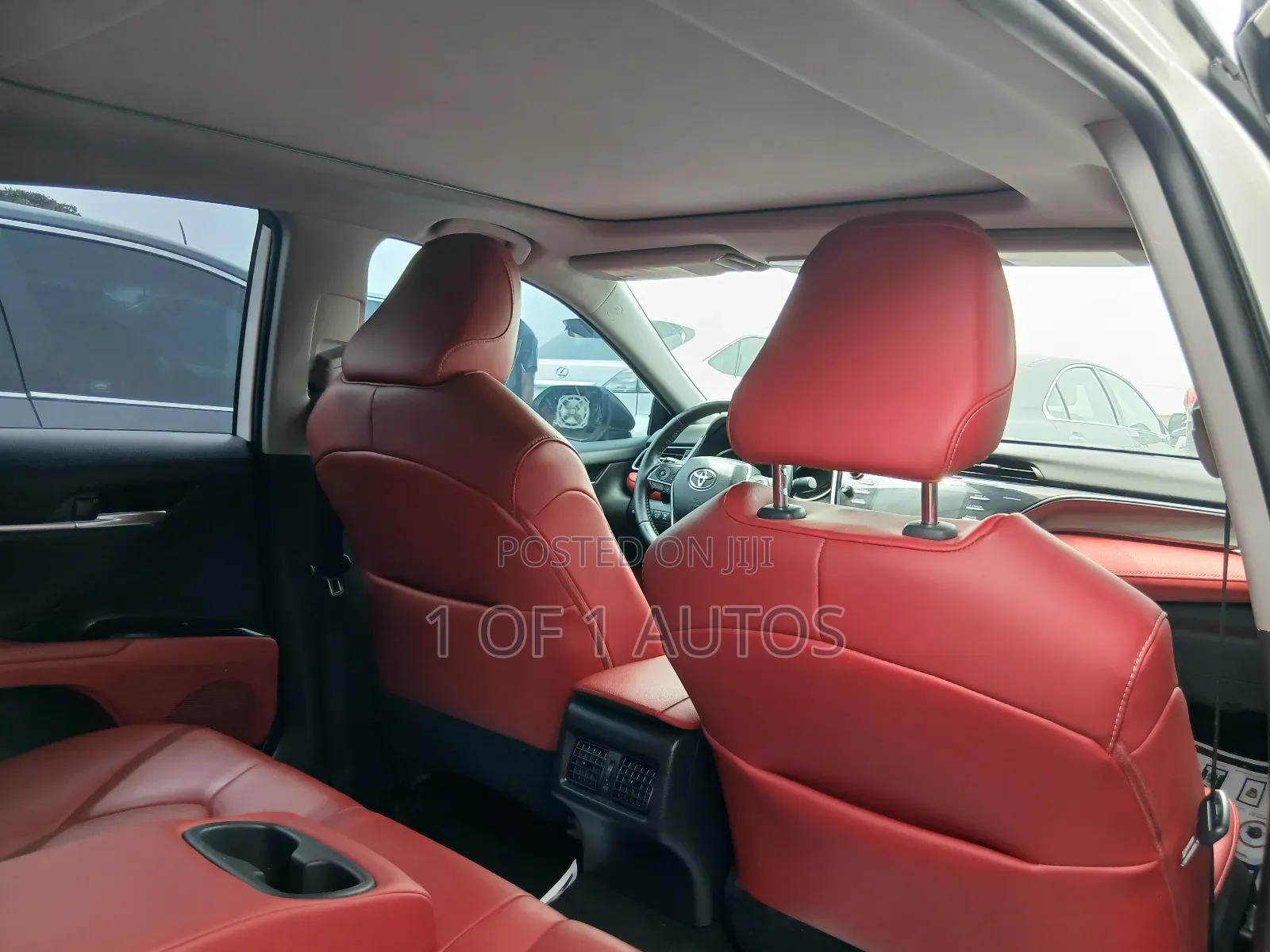 Toyota Camry XSE V6 2021 White