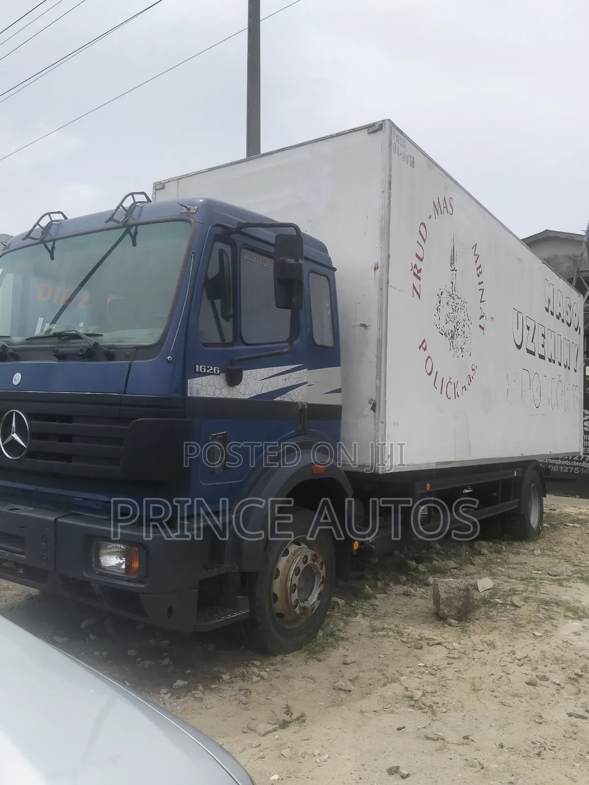Mercedes-Benz 2002 Blue