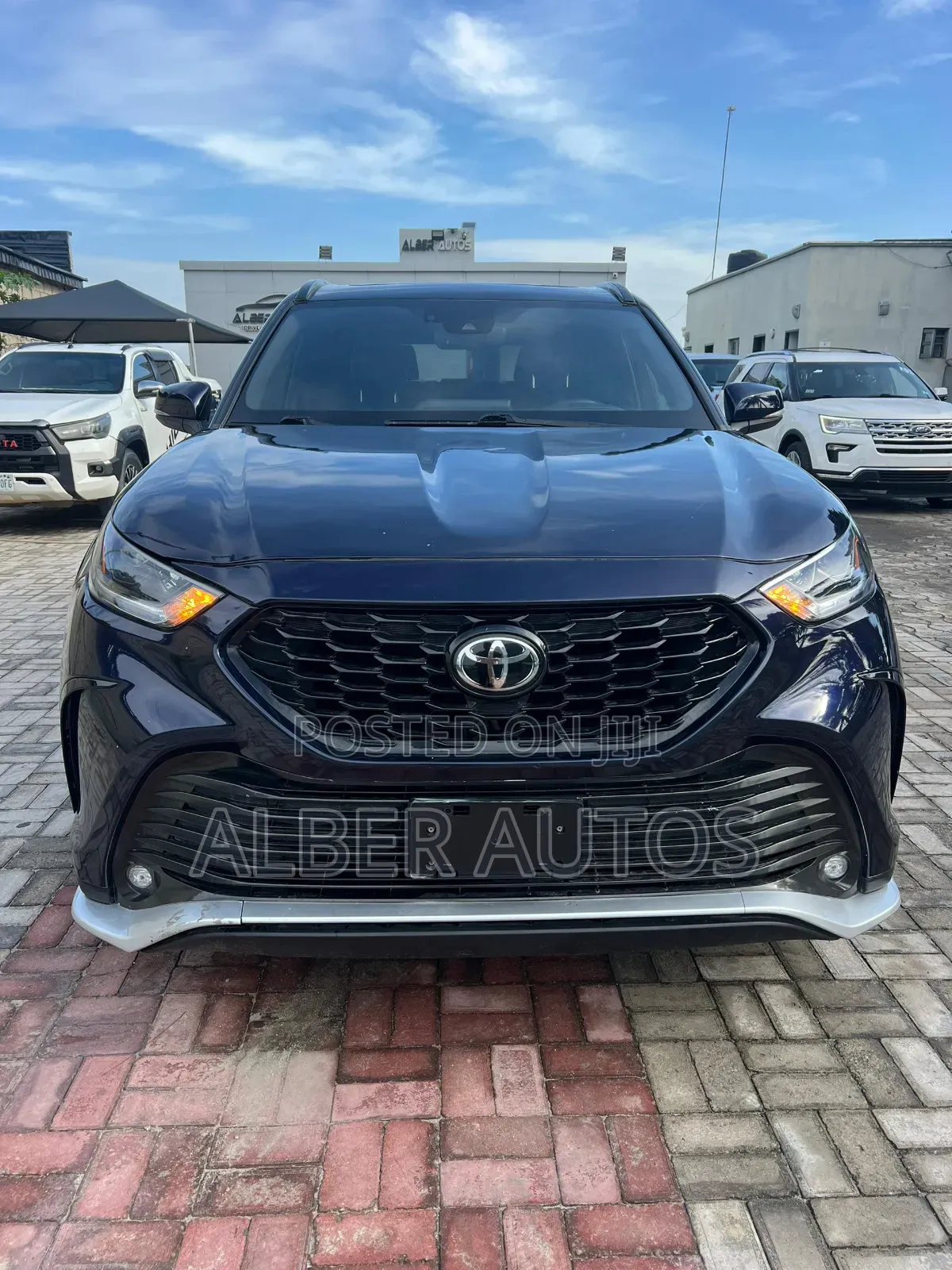 Toyota Highlander XSE 2022 Blue