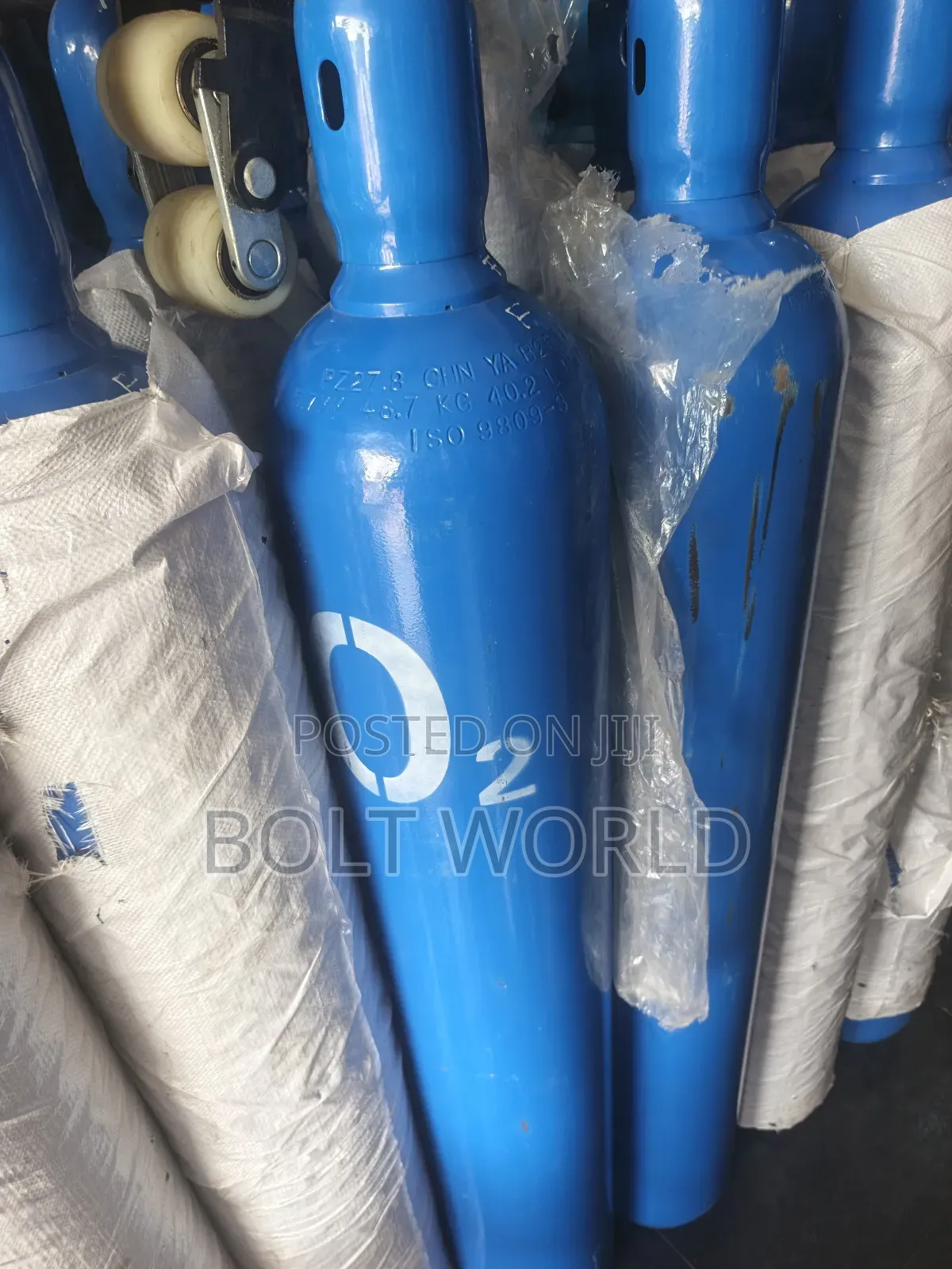 Oxygen Gas for Industrial Used