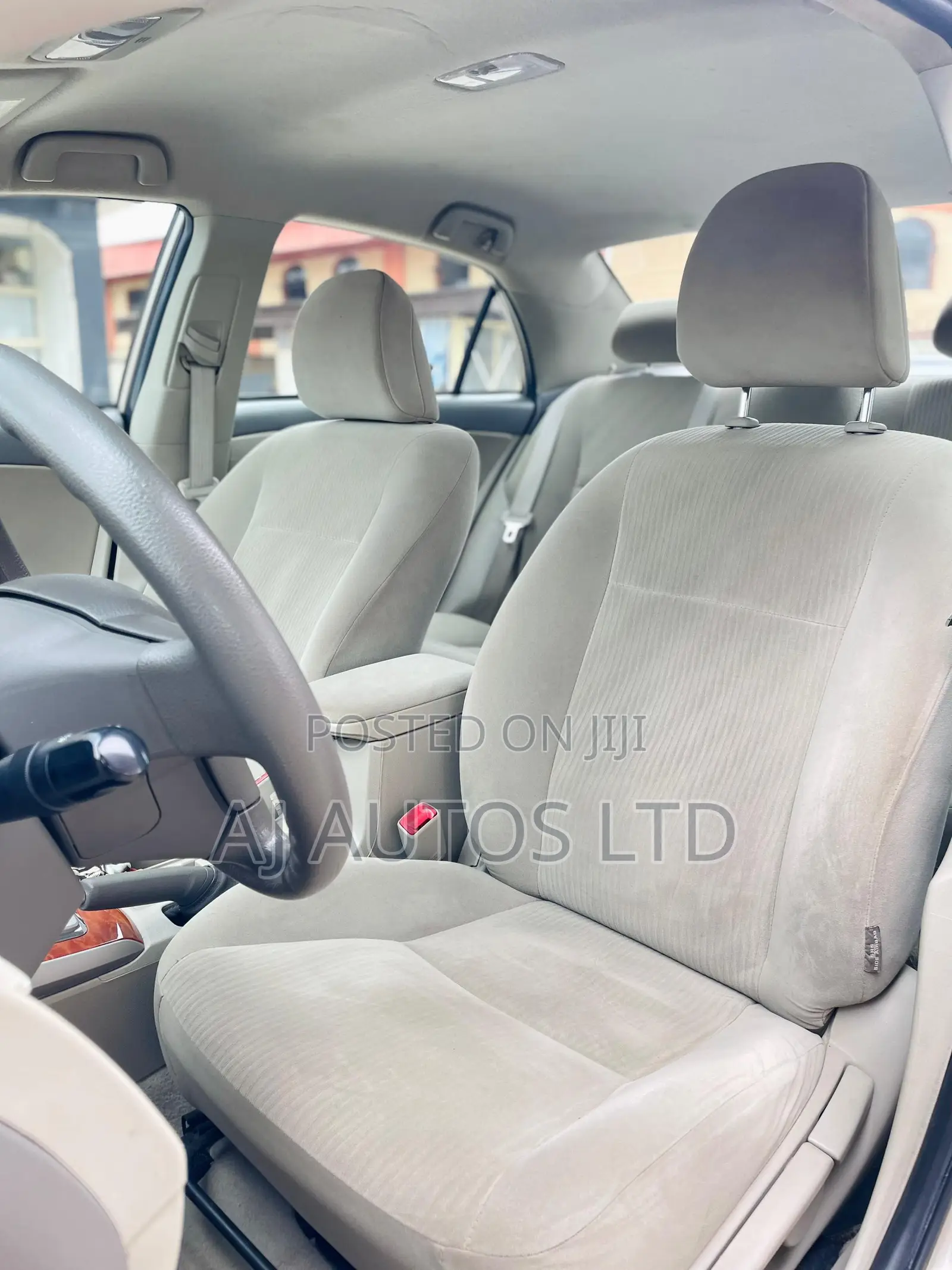 Toyota Corolla 2010 Gold