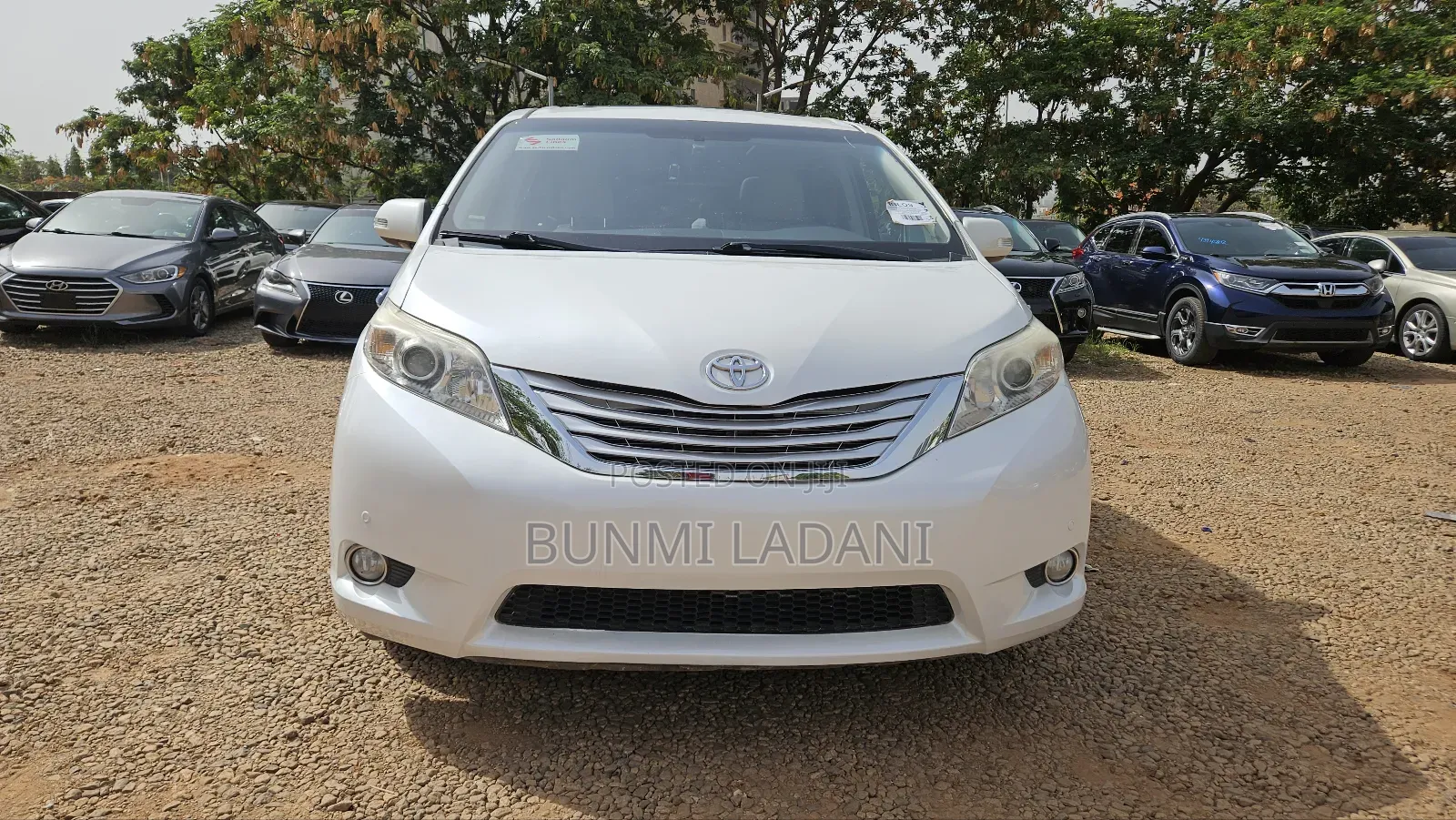 Toyota Sienna Limited 7-Passenger 4dr Minivan AWD (3.5L 6cyl 6A) 2014