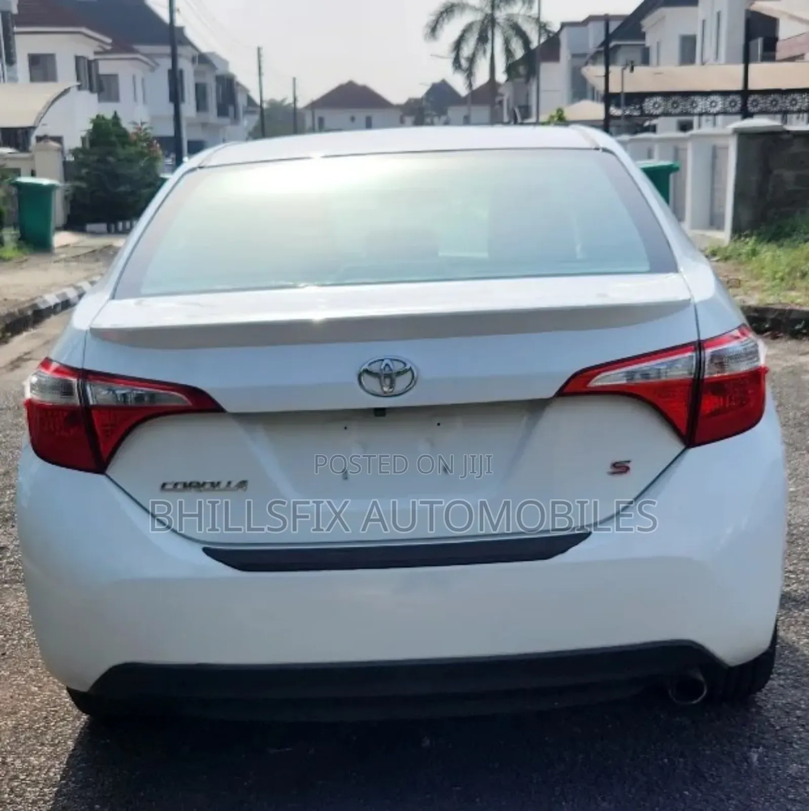 Toyota Corolla S 4dr Sedan (1.8L 4cyl CVT) 2016 White