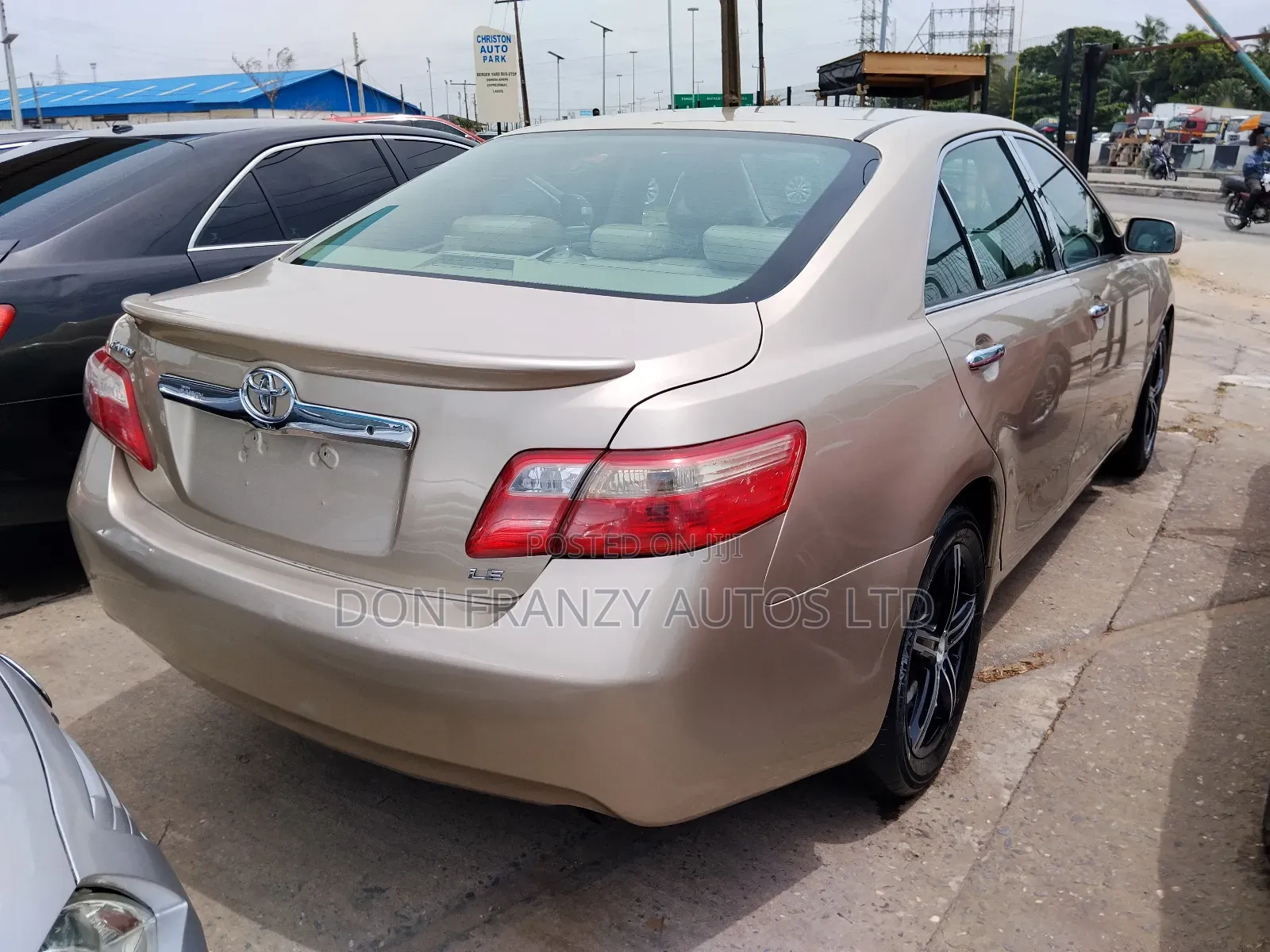 Toyota Camry 2.4 LE 2008 Gold