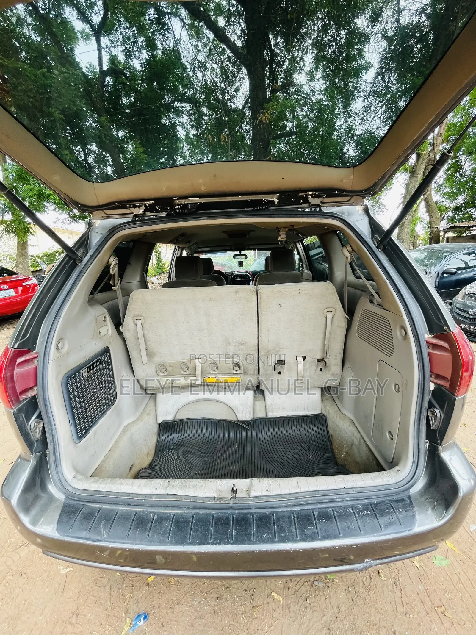 Toyota Sienna 2005 Brown