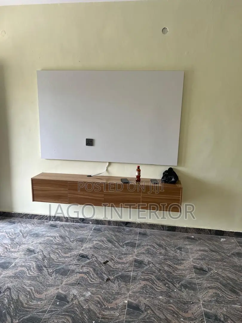 6ft Tvconsole for Living Room