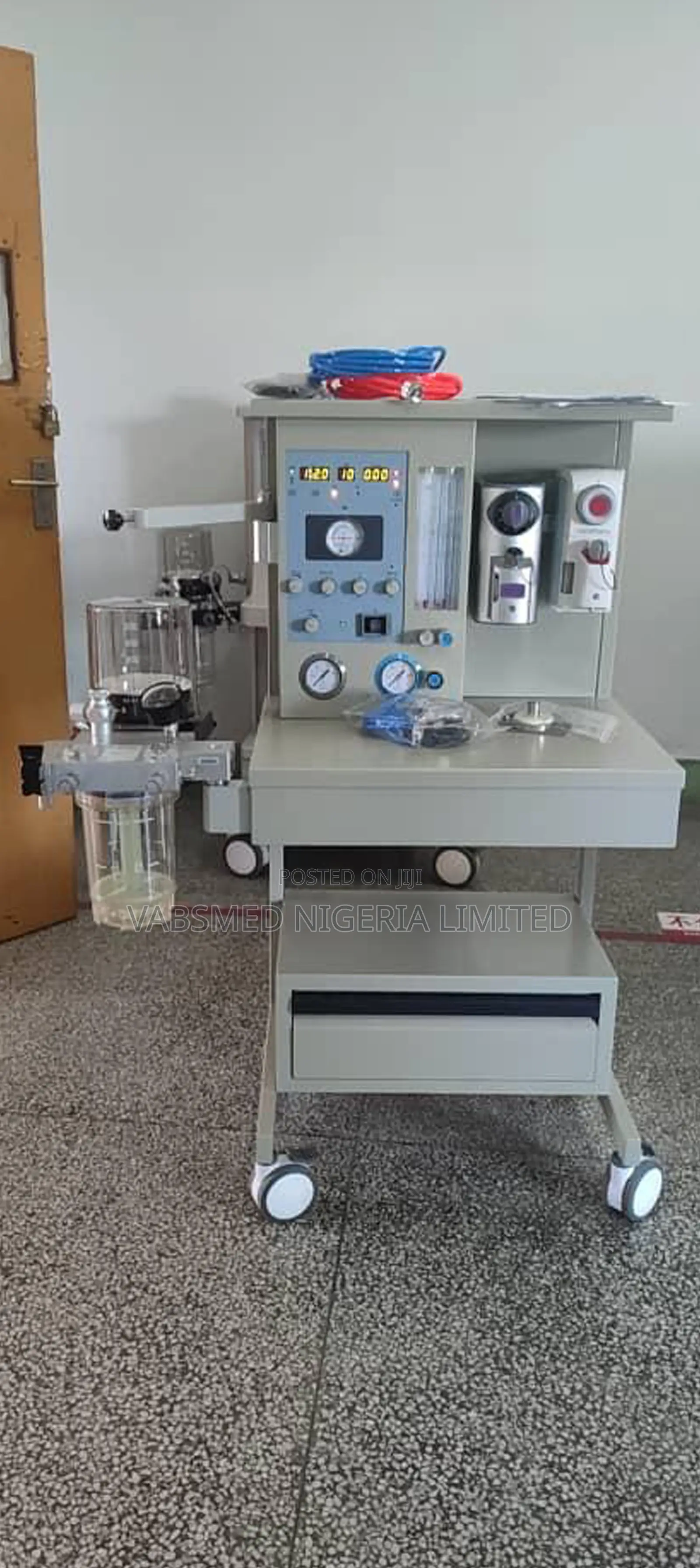 Double Vaporizer Anesthetic Machine