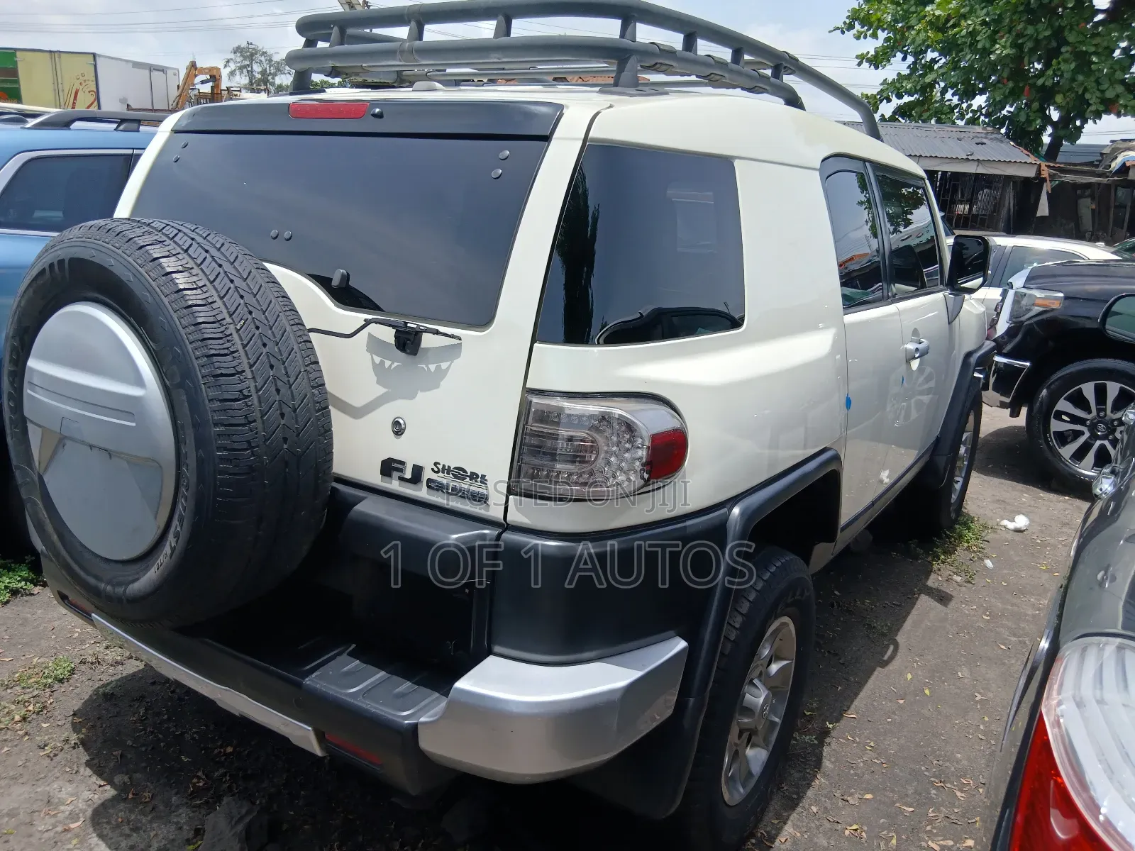 Toyota FJ Cruiser 4x4 Automatic 2012 White