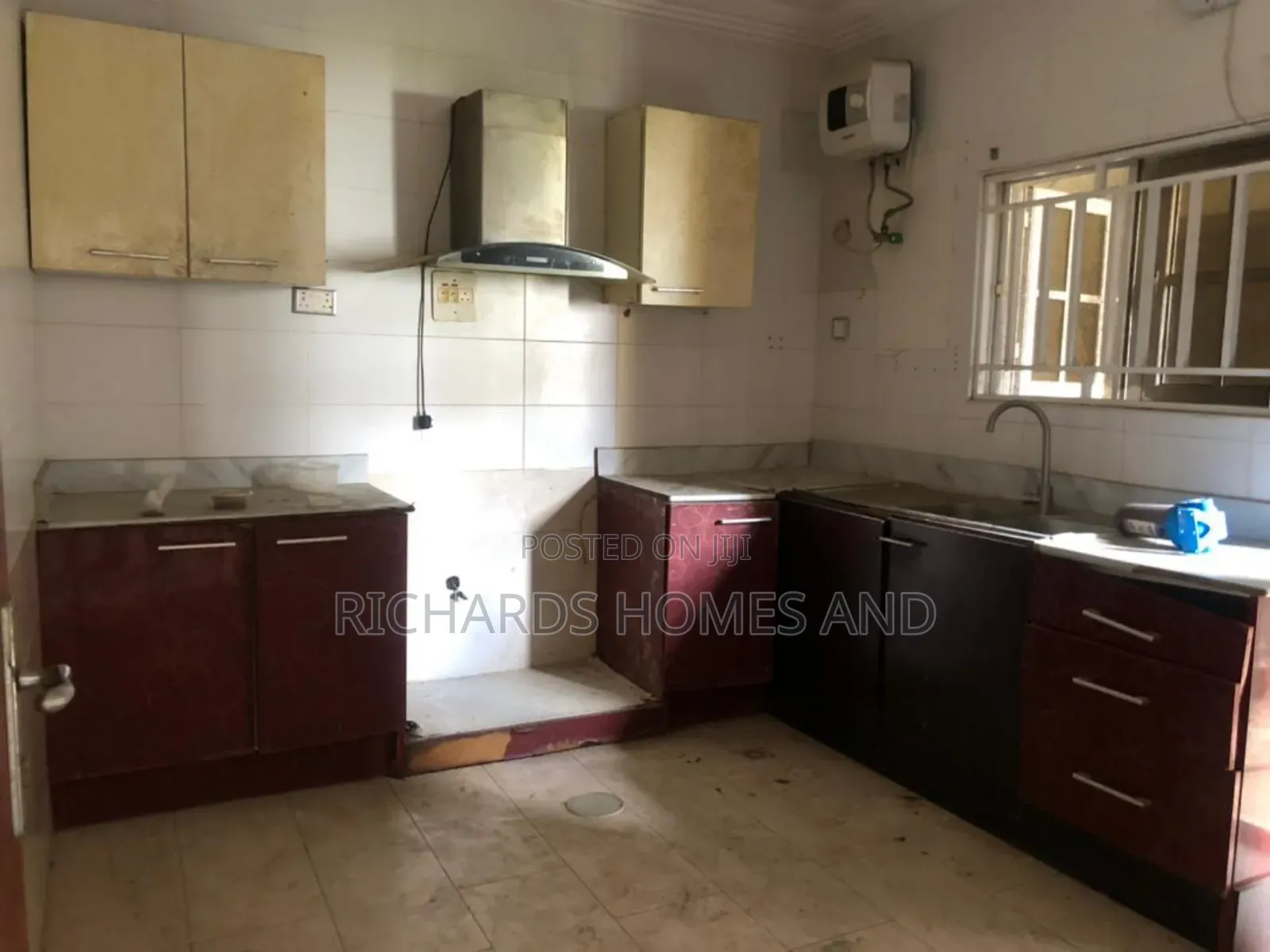 3bdrm Block of Flats in Victoria Island Extension for rent