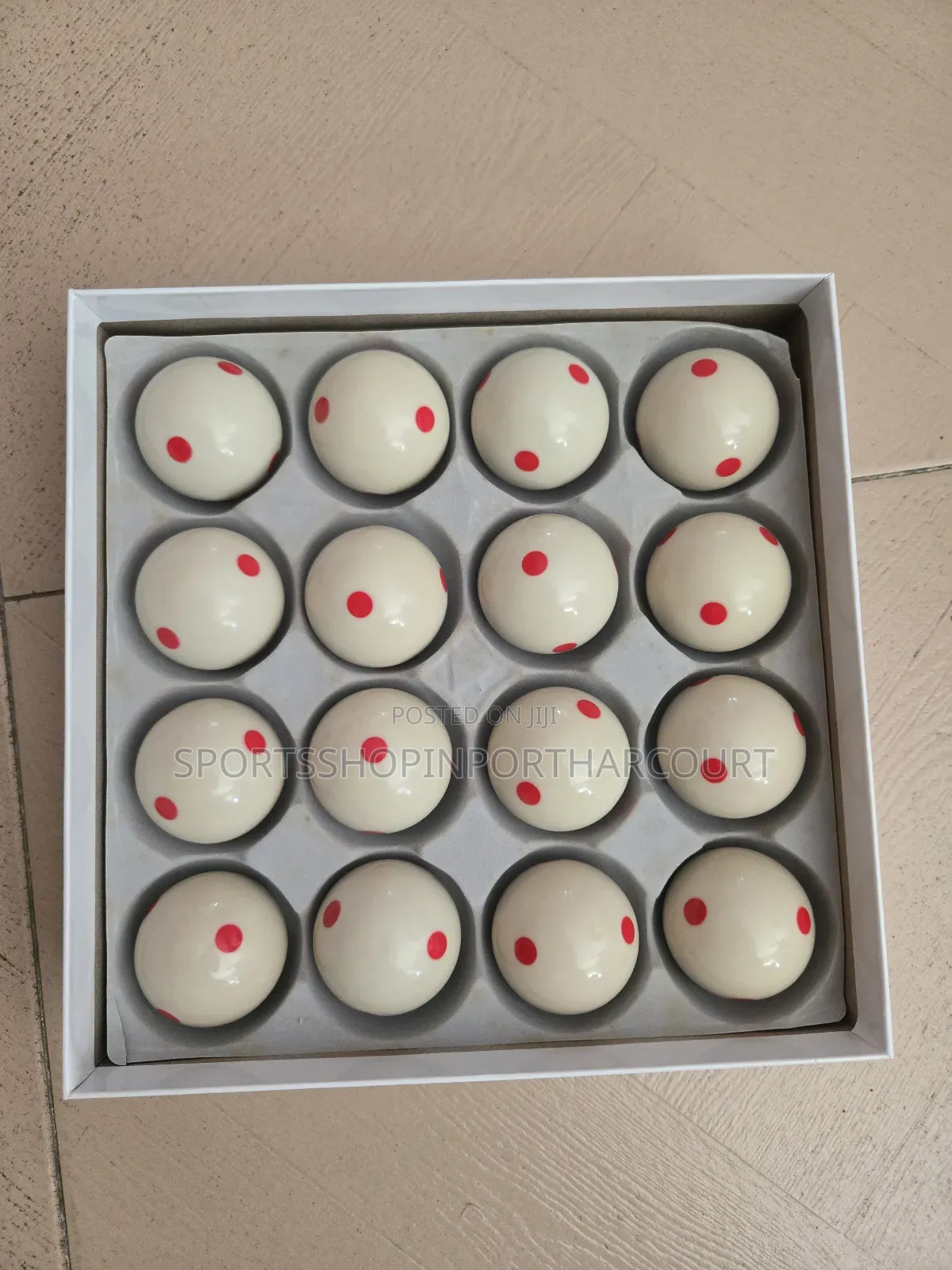 Snooker Dotted White Ball (Small)